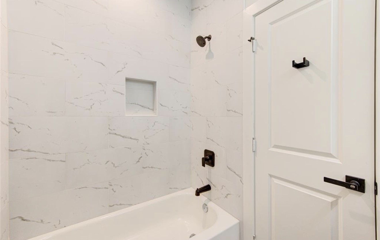 7236 Avenue E, Houston, TX 77011
