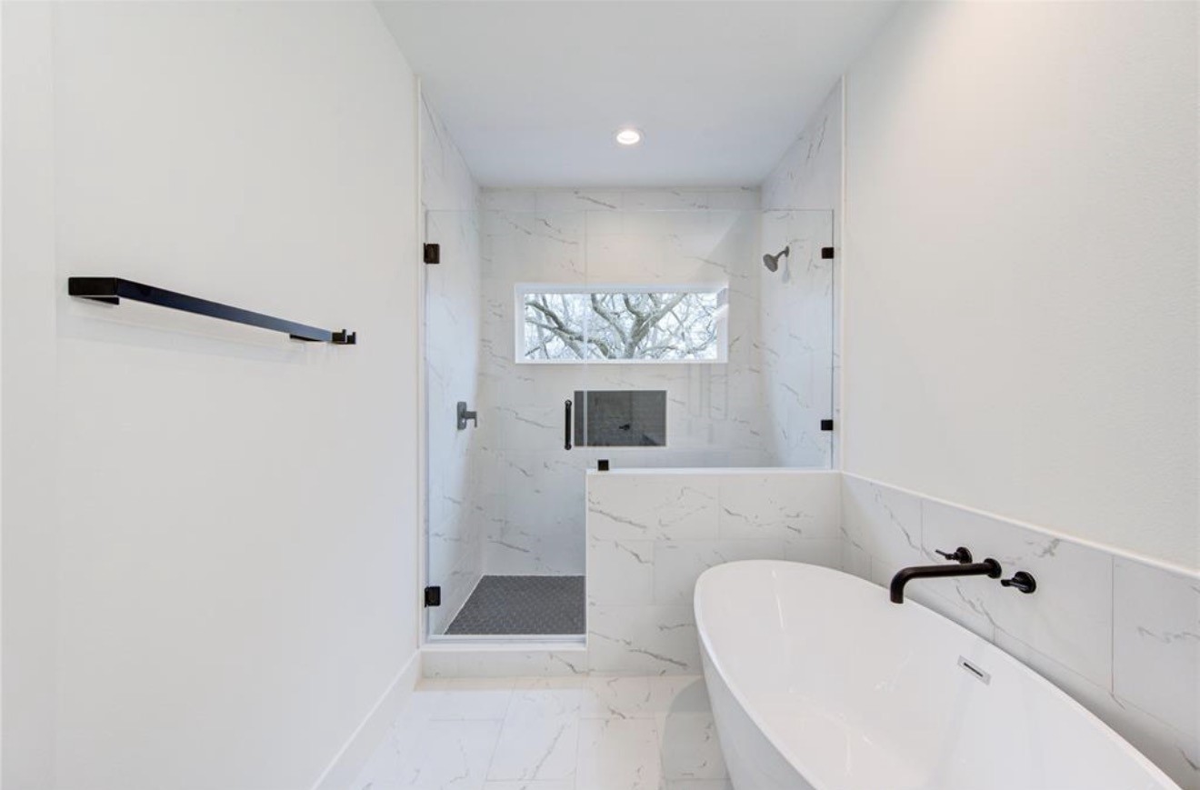 7236 Avenue E, Houston, TX 77011