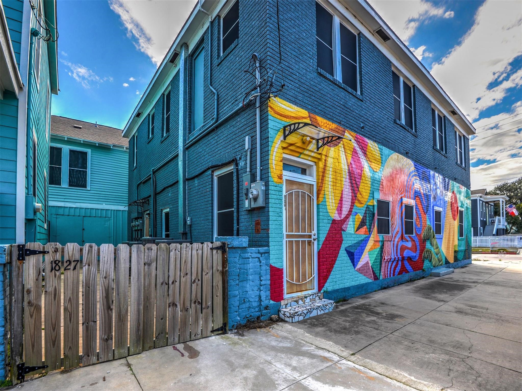 1827 Avenue O, #2, Galveston, TX 77550