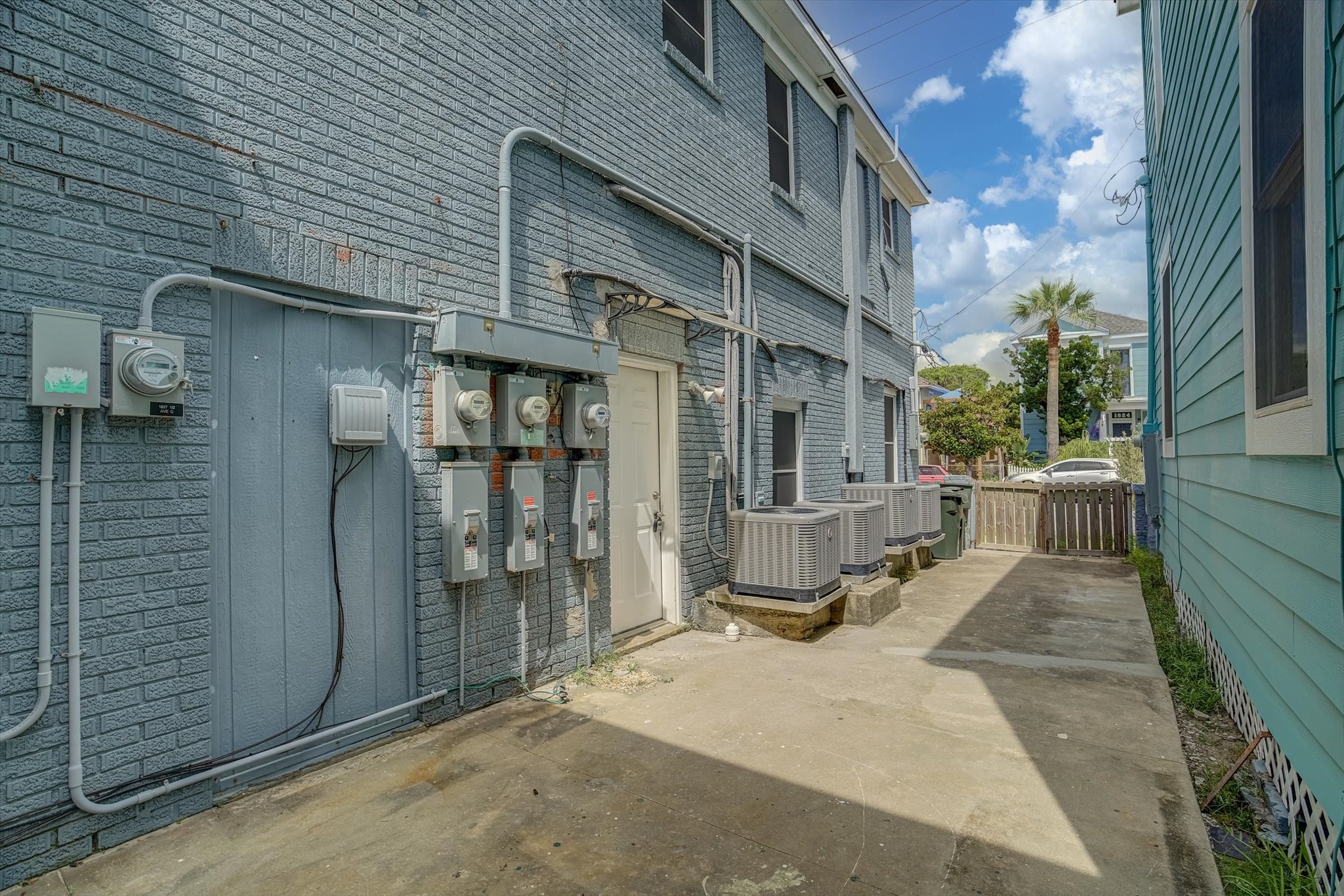 1827 Avenue O, #2, Galveston, TX 77550