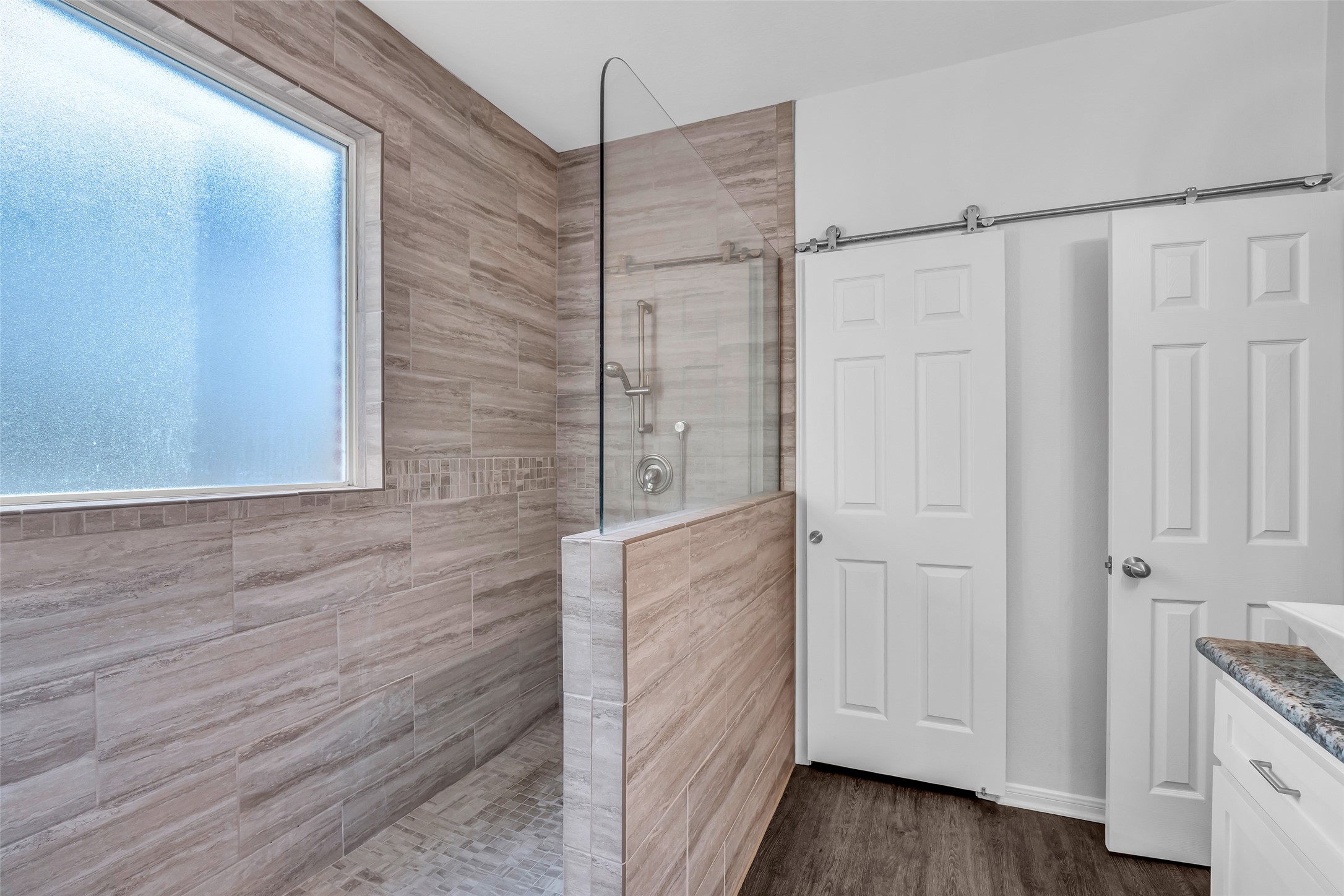 No more telephone booth showers in this full walk in shower. Wow