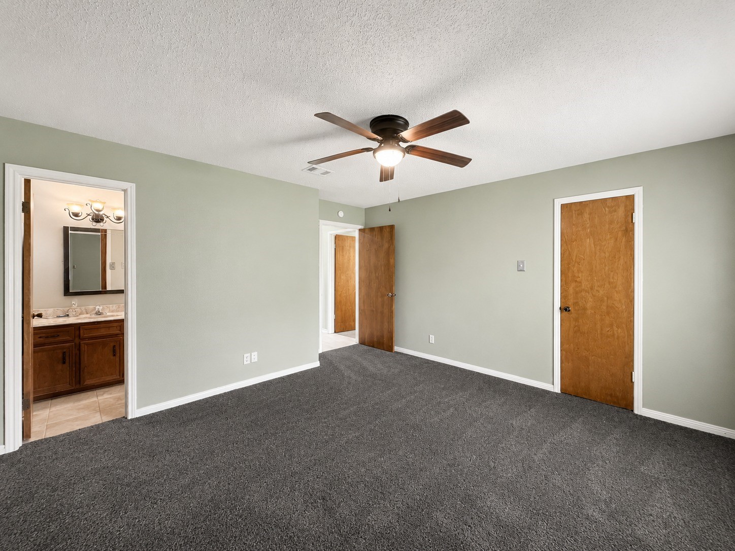 708 Shady Lane, La Marque, TX 77568