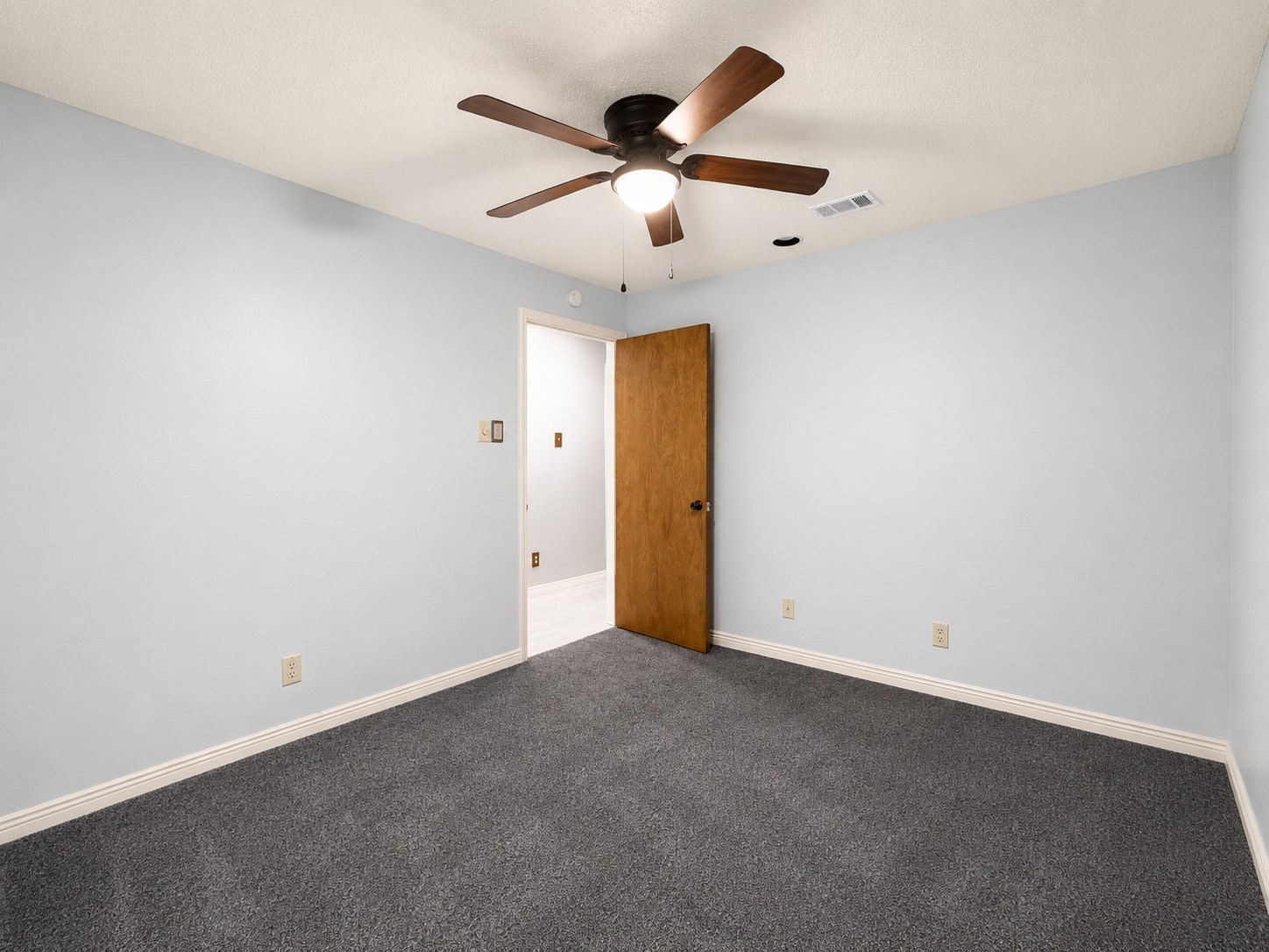 708 Shady Lane, La Marque, TX 77568