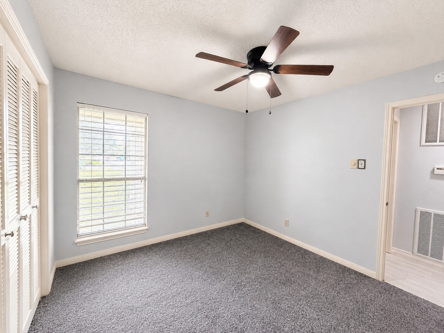 708 Shady Lane, La Marque, TX 77568