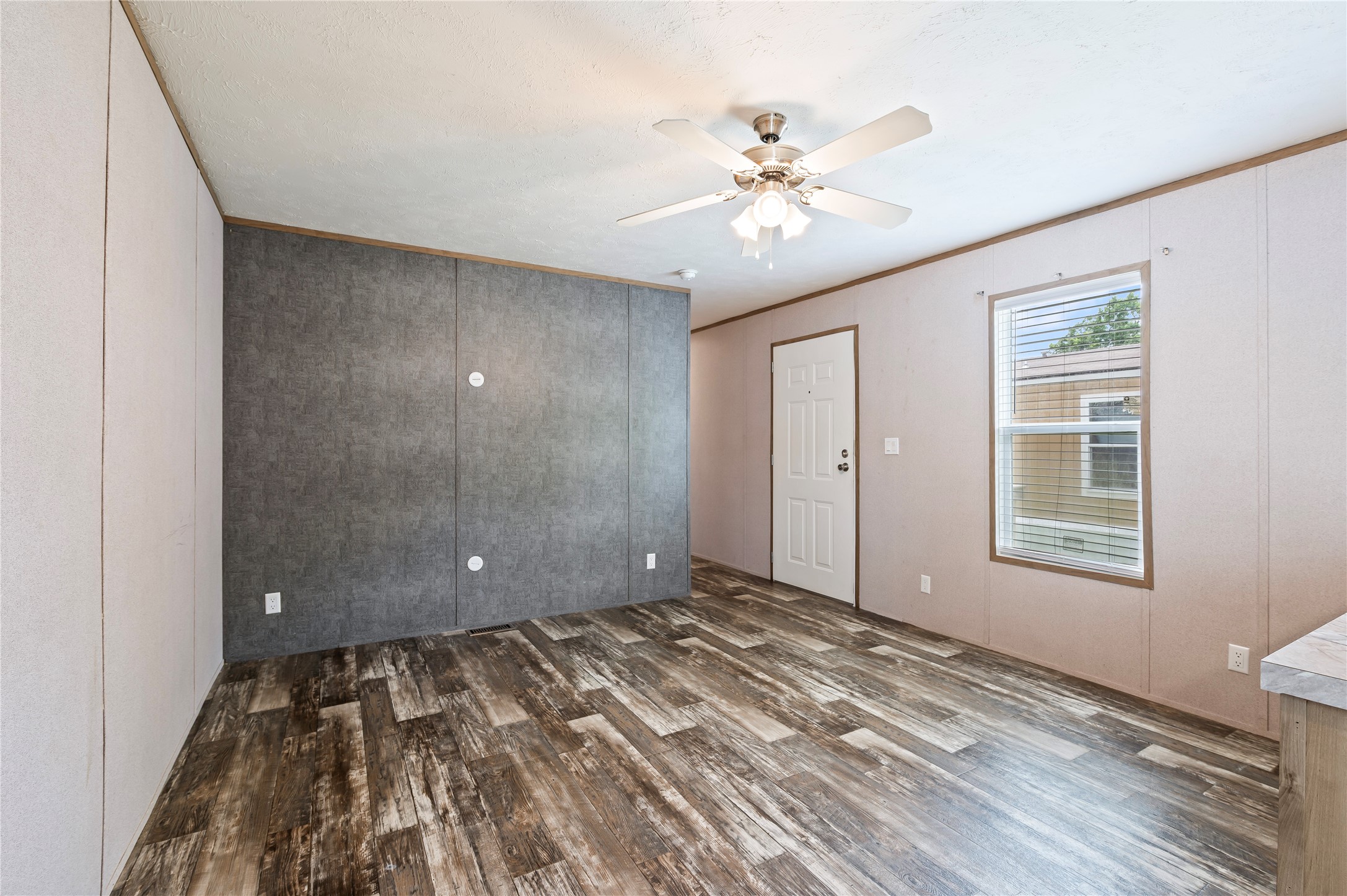 8700 Patricia Lane, #2, Hitchcock, TX 77563