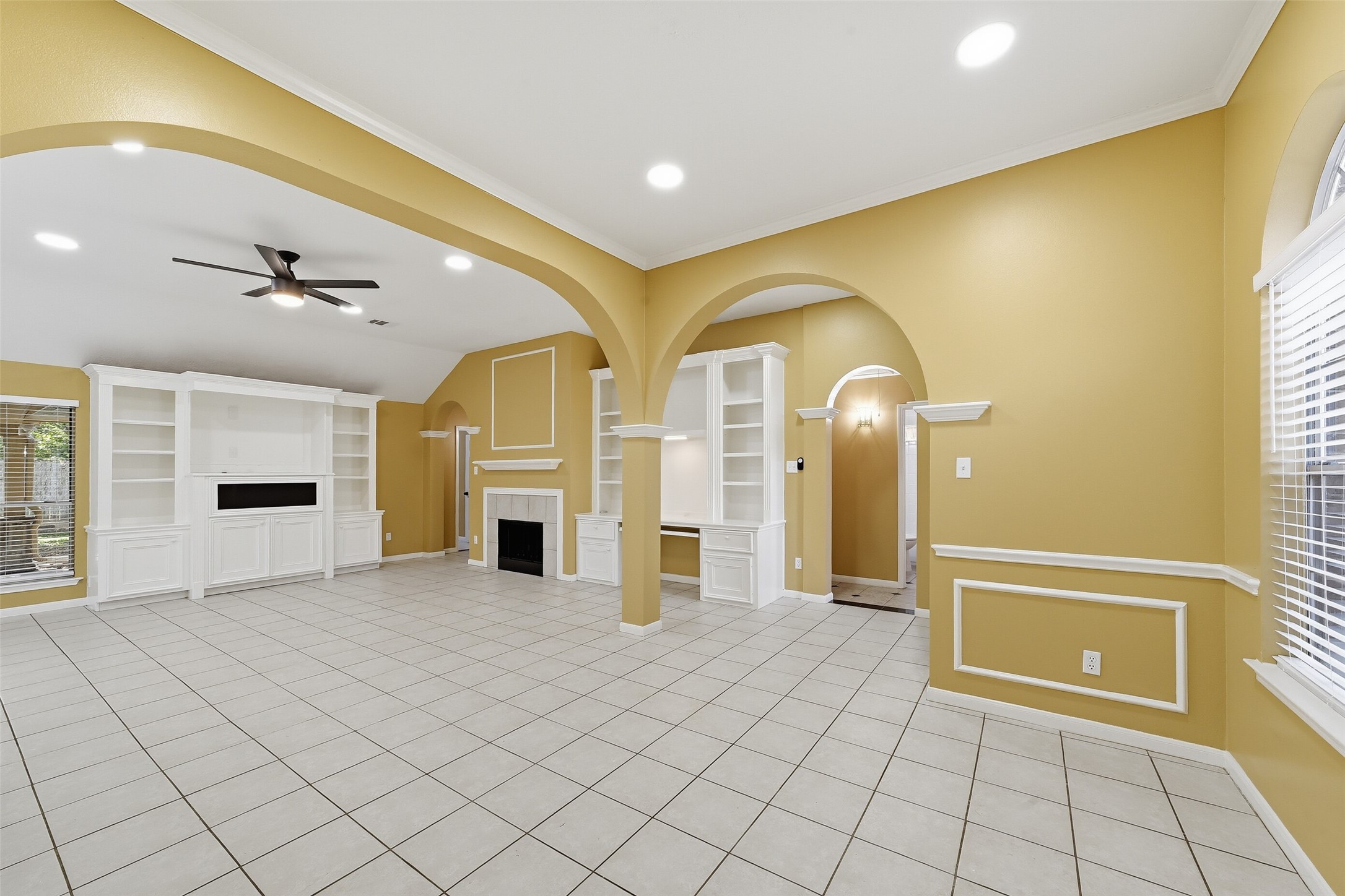 15307 Inks Lake Drive, Sugar Land, TX 77498