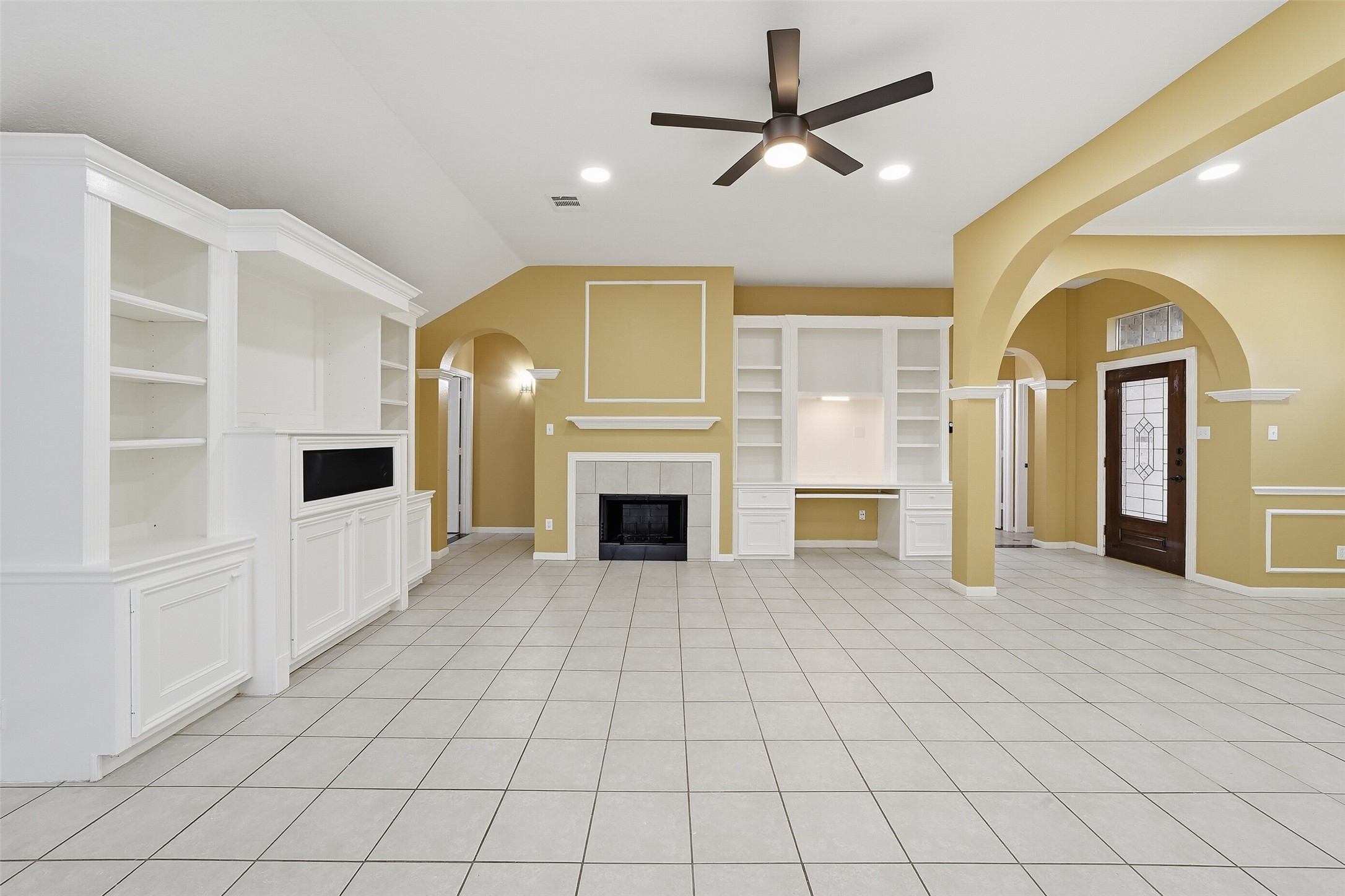 15307 Inks Lake Drive, Sugar Land, TX 77498