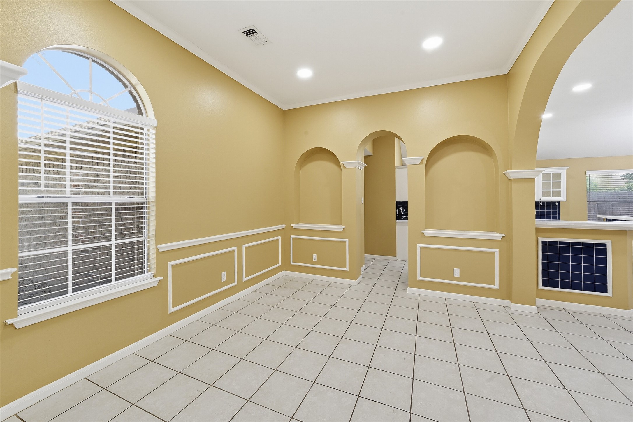 15307 Inks Lake Drive, Sugar Land, TX 77498