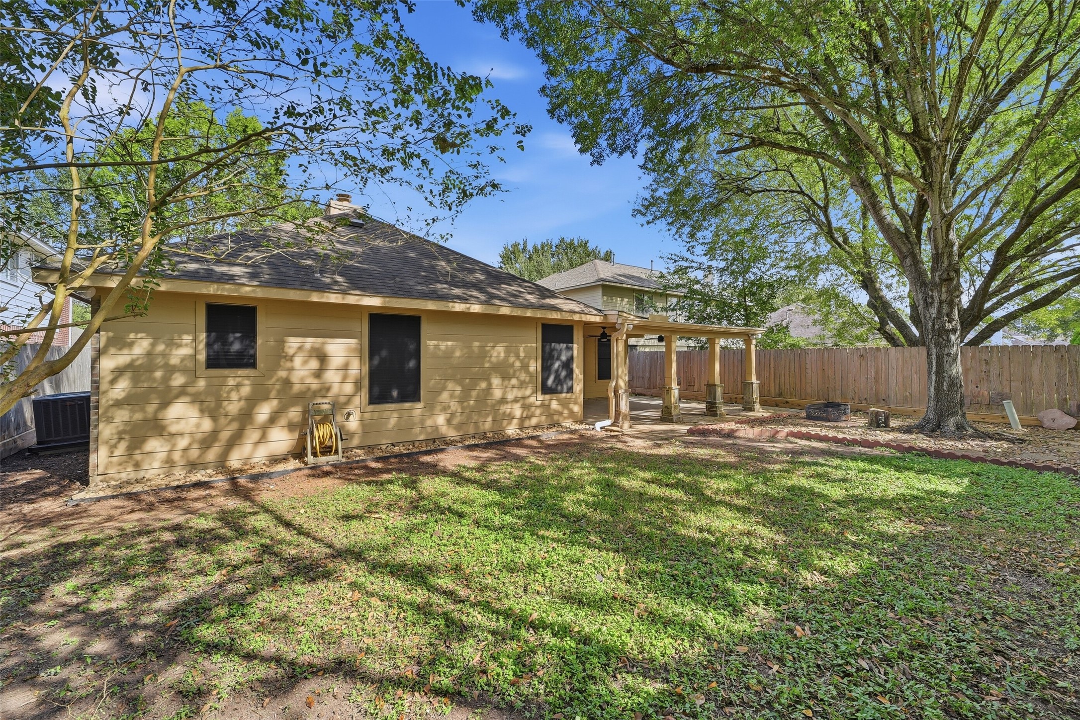 15307 Inks Lake Drive, Sugar Land, TX 77498