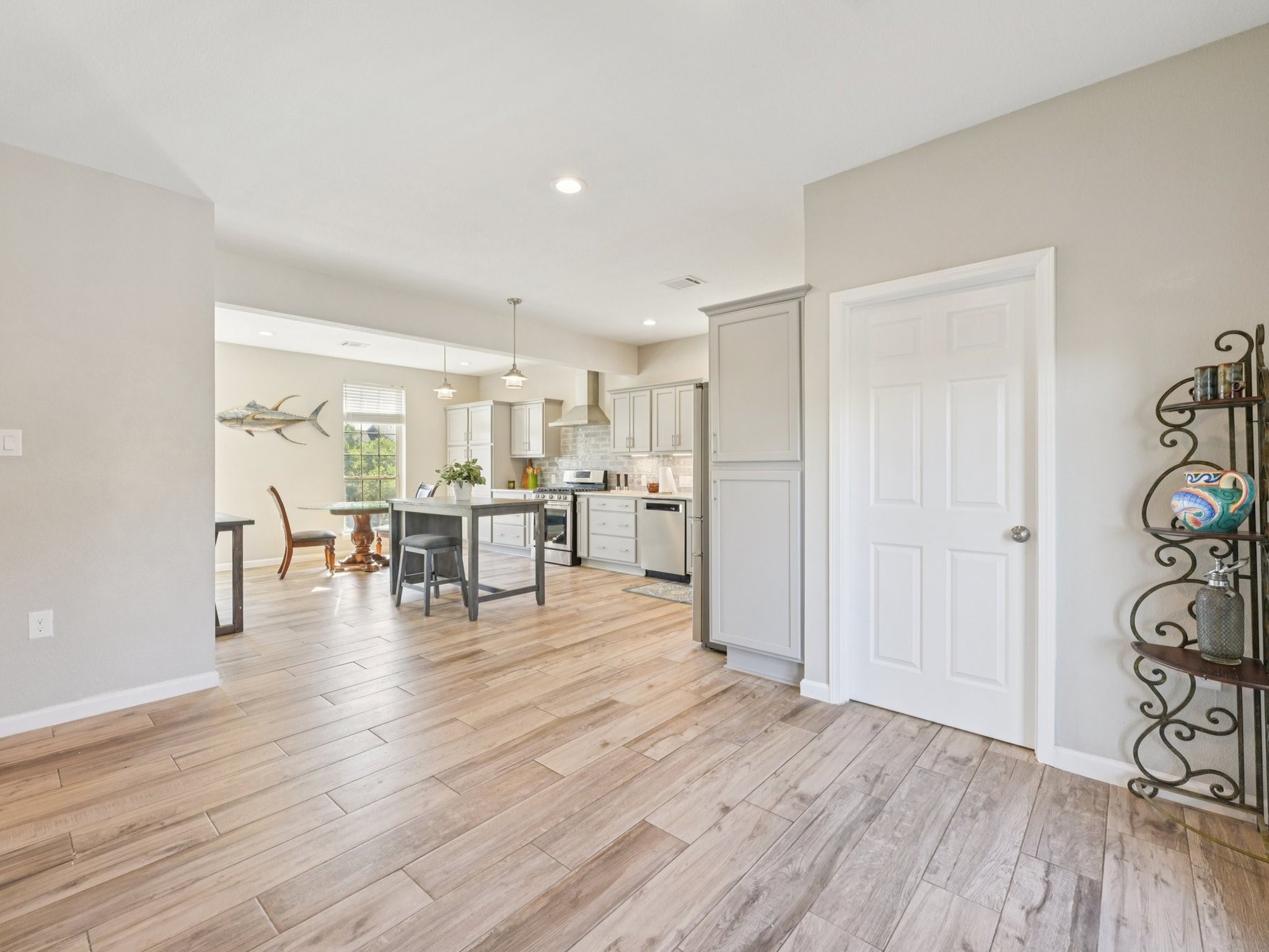 2007 Port Royal Drive, Nassau Bay, TX 77058