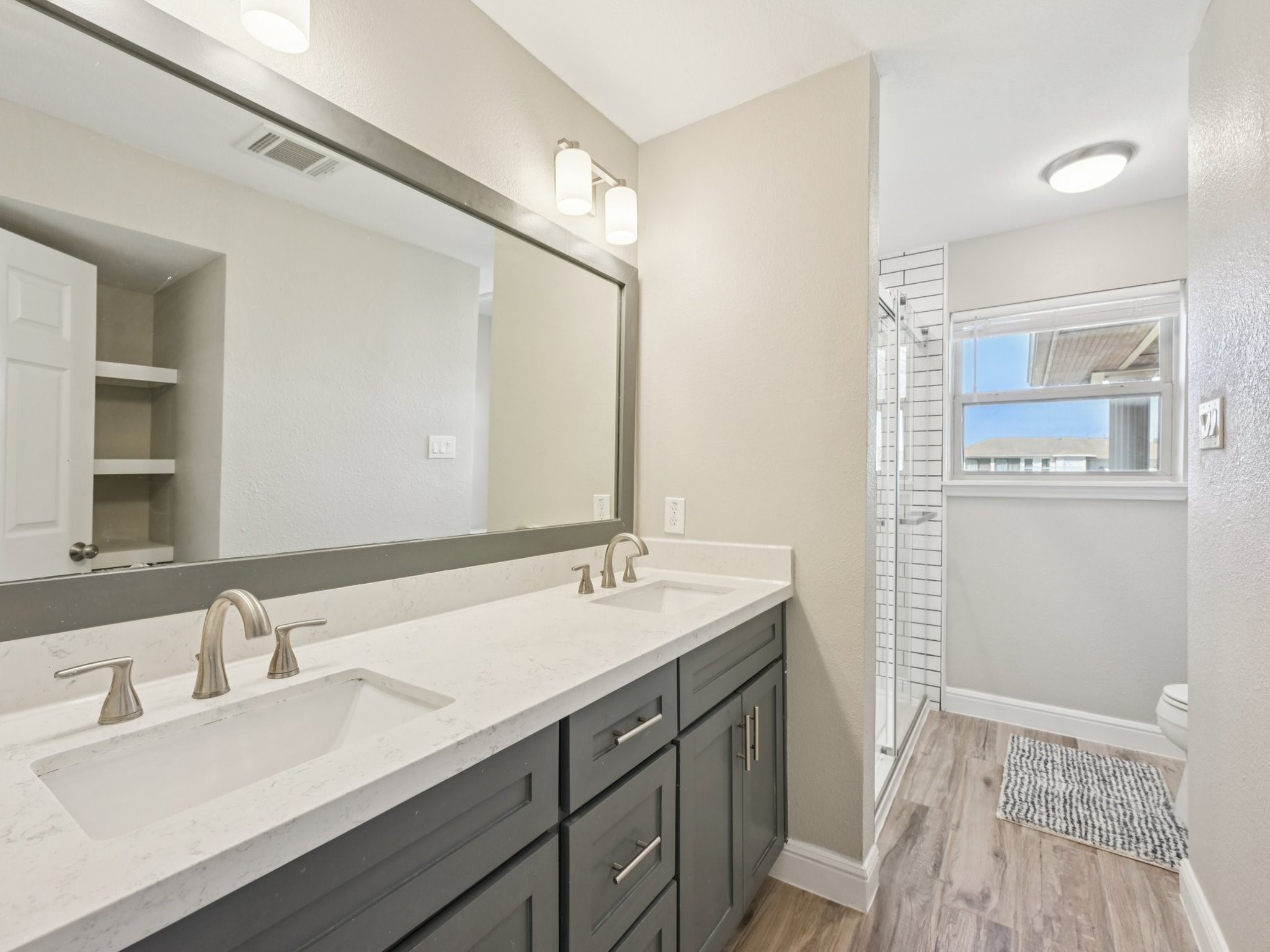 2007 Port Royal Drive, Nassau Bay, TX 77058