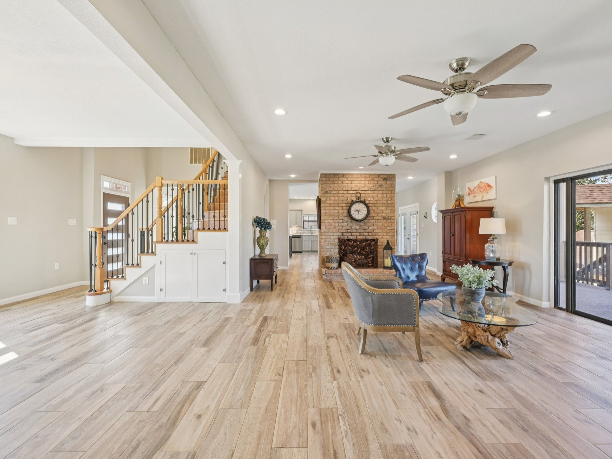 2007 Port Royal Drive, Nassau Bay, TX 77058