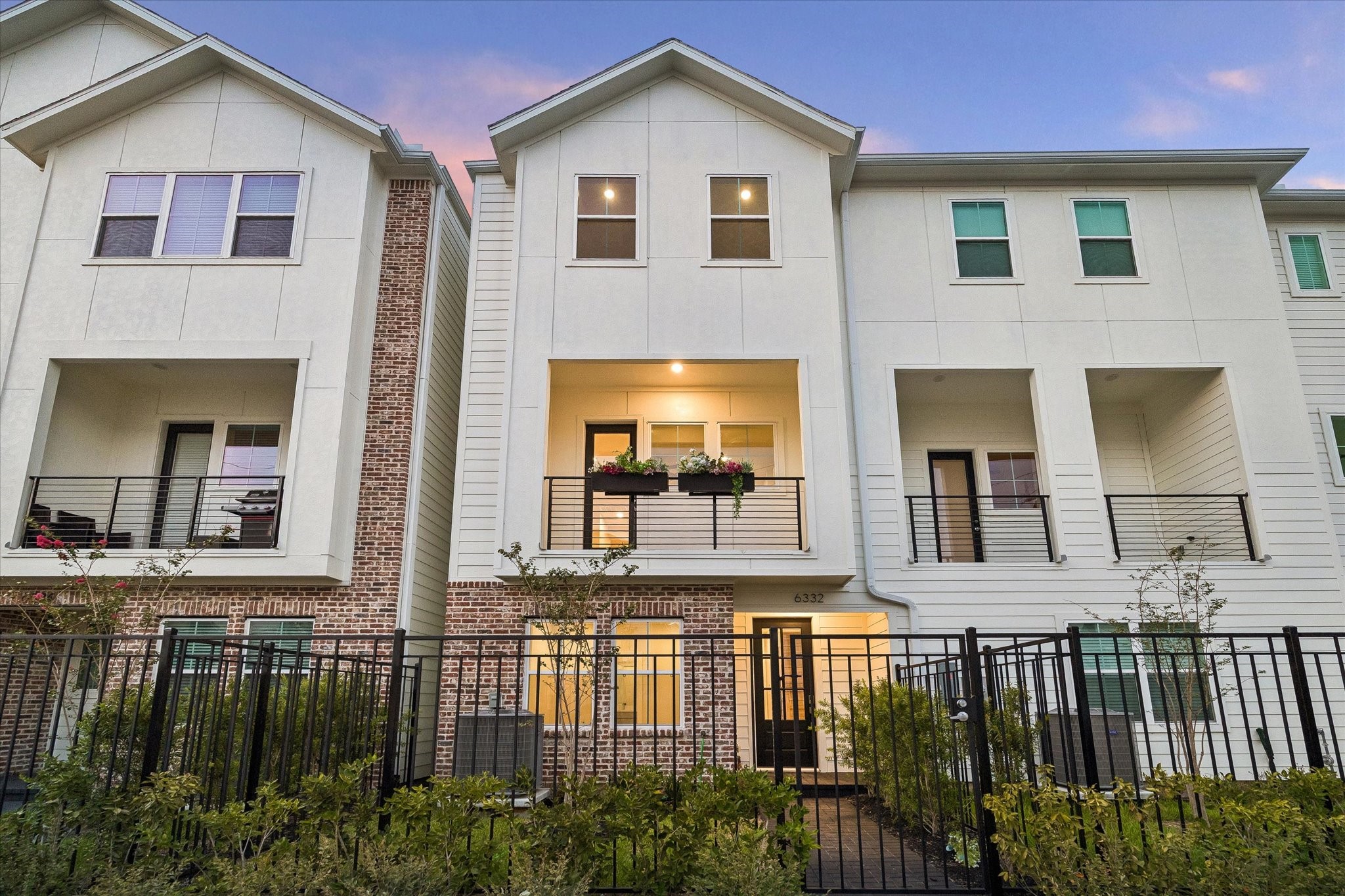 6332 Paddington Bend Drive, Houston, TX 77008