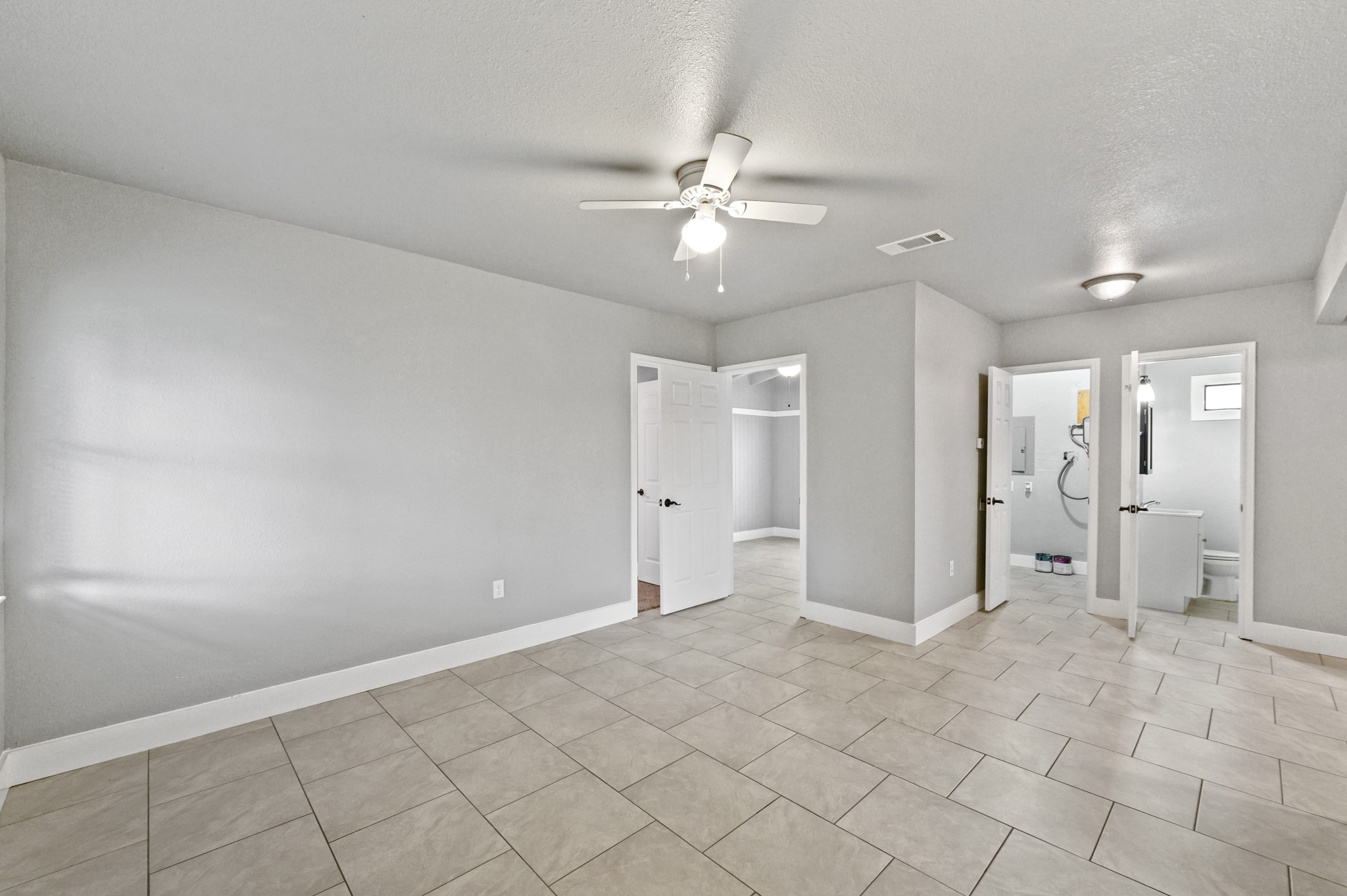3419 Illinois Street, #C, Baytown, TX 77520