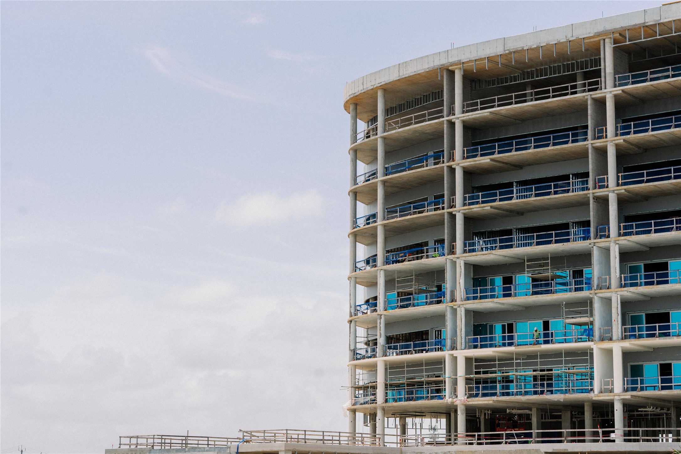 See Tiaras progress for yourself with a private hard-hat tour of the construction site. Call today to schedule your tour and experience the vision firsthand.