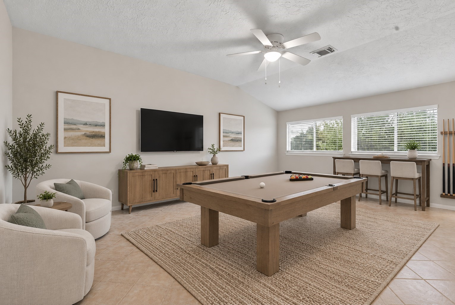 Upstairs flex room that is perfect for a game room, guest suite, or an extra secondary bedroom. (Virtually Staged)