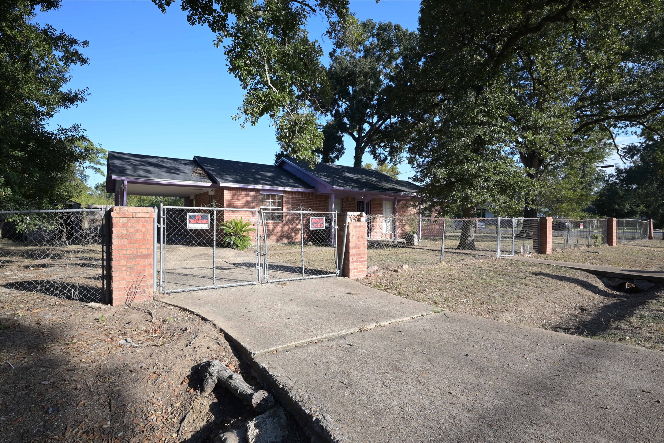 10204 Peachtree Street, Houston, TX 77016