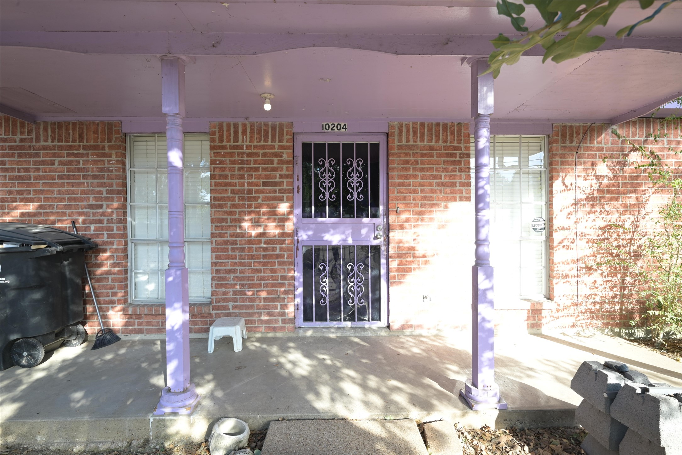 10204 Peachtree Street, Houston, TX 77016
