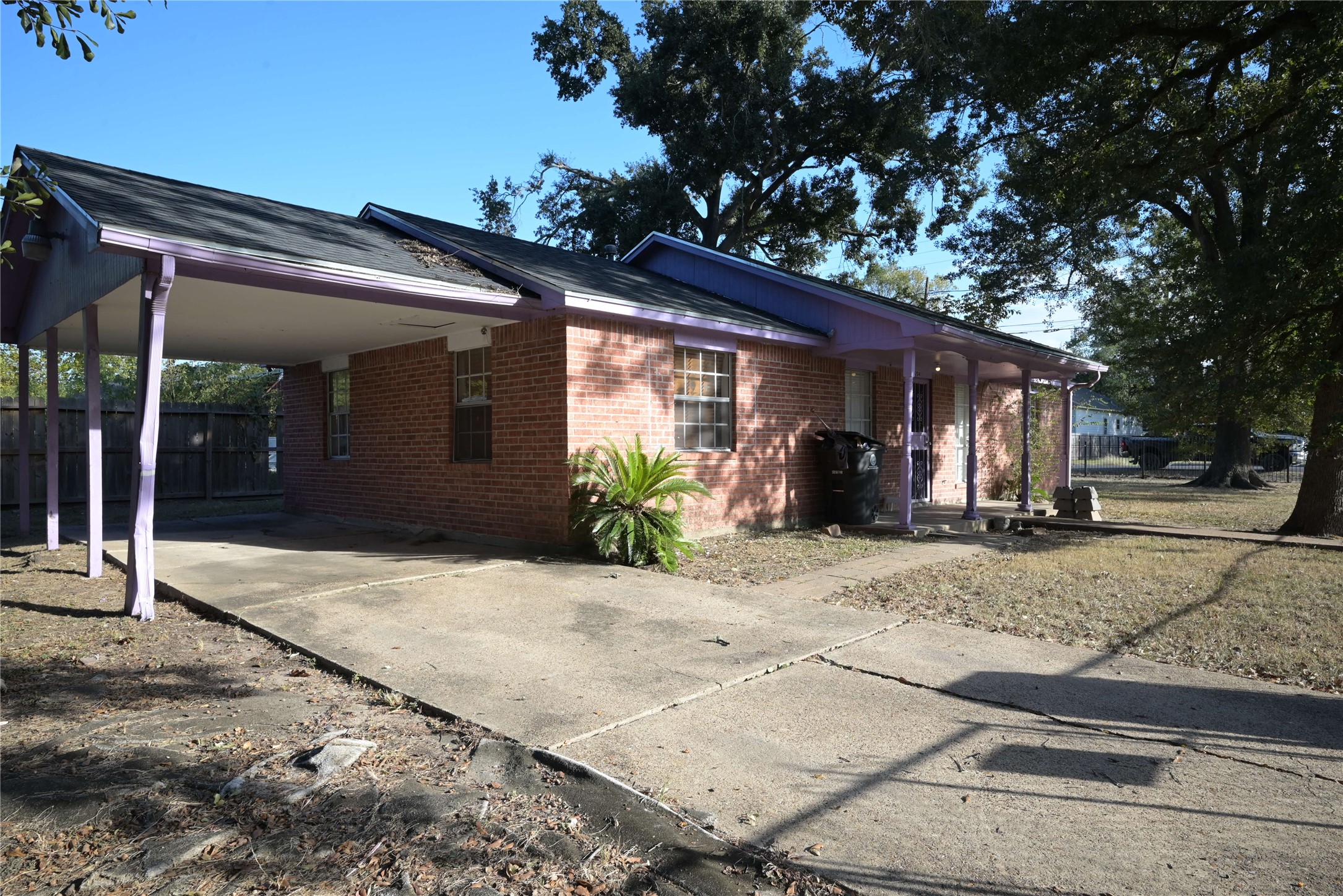 10204 Peachtree Street, Houston, TX 77016