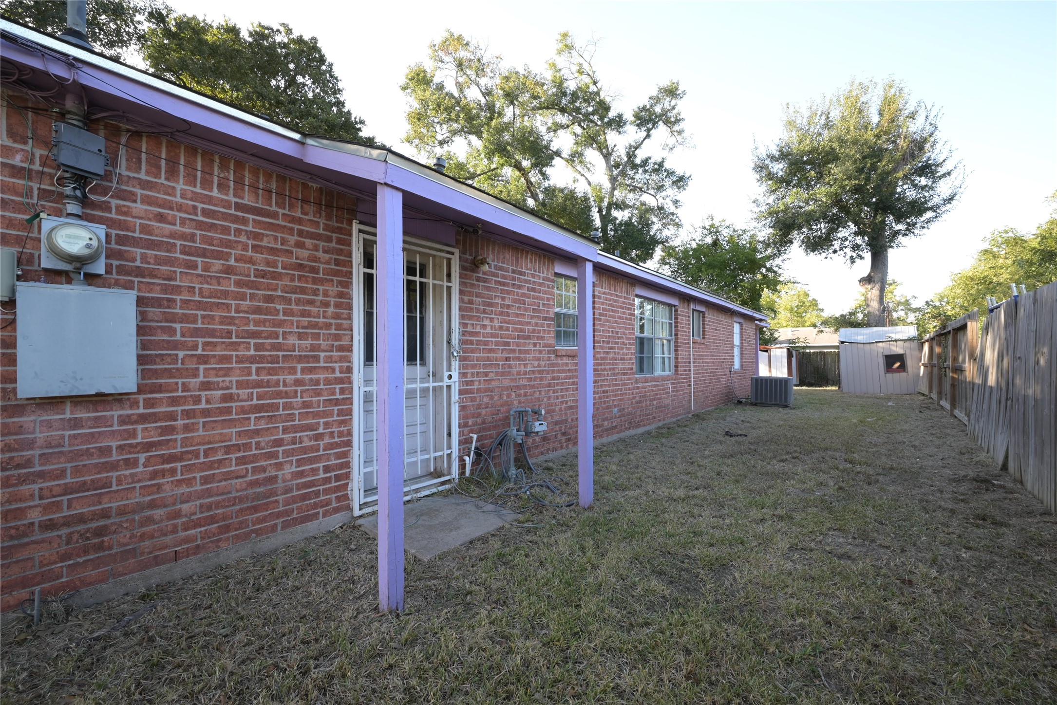 10204 Peachtree Street, Houston, TX 77016