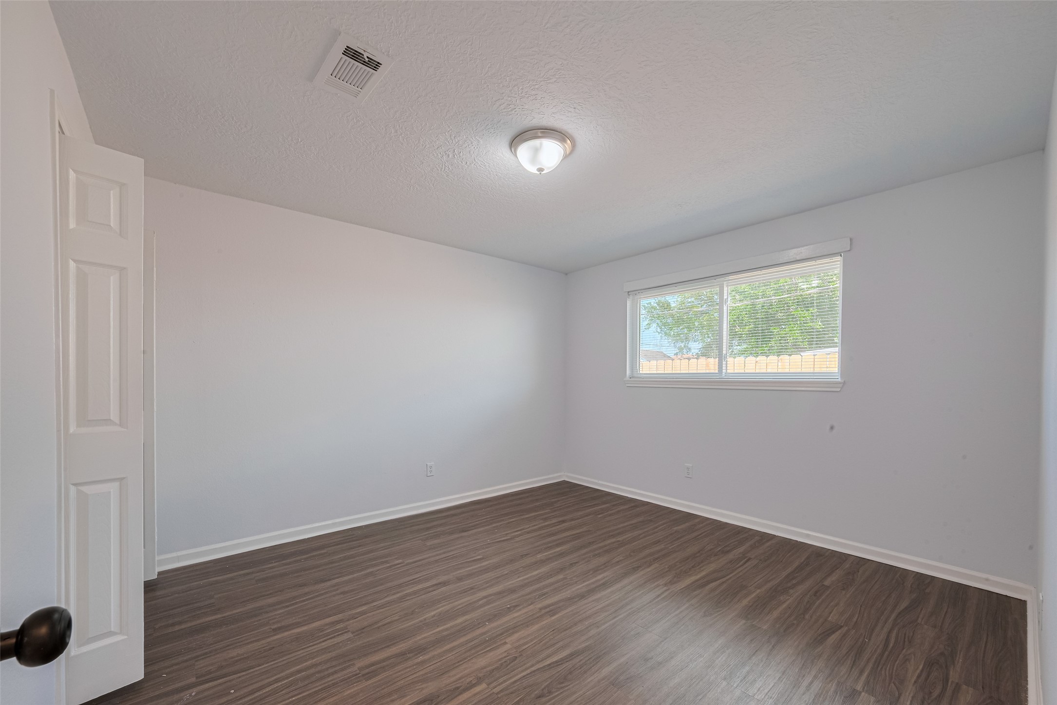 7926 Jonquil Drive, Texas City, TX 77591