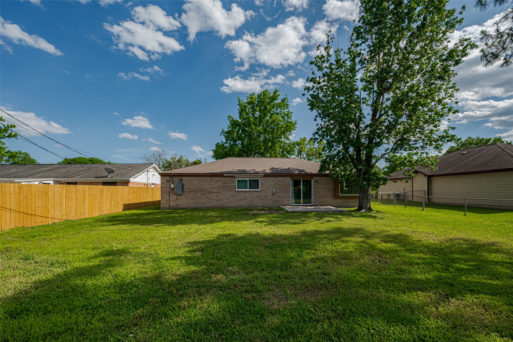 7926 Jonquil Drive, Texas City, TX 77591