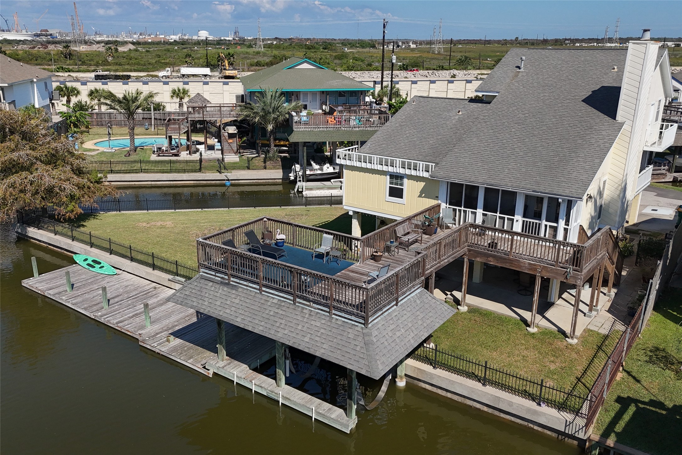 1 N Pelican Street, La Marque, TX 77568