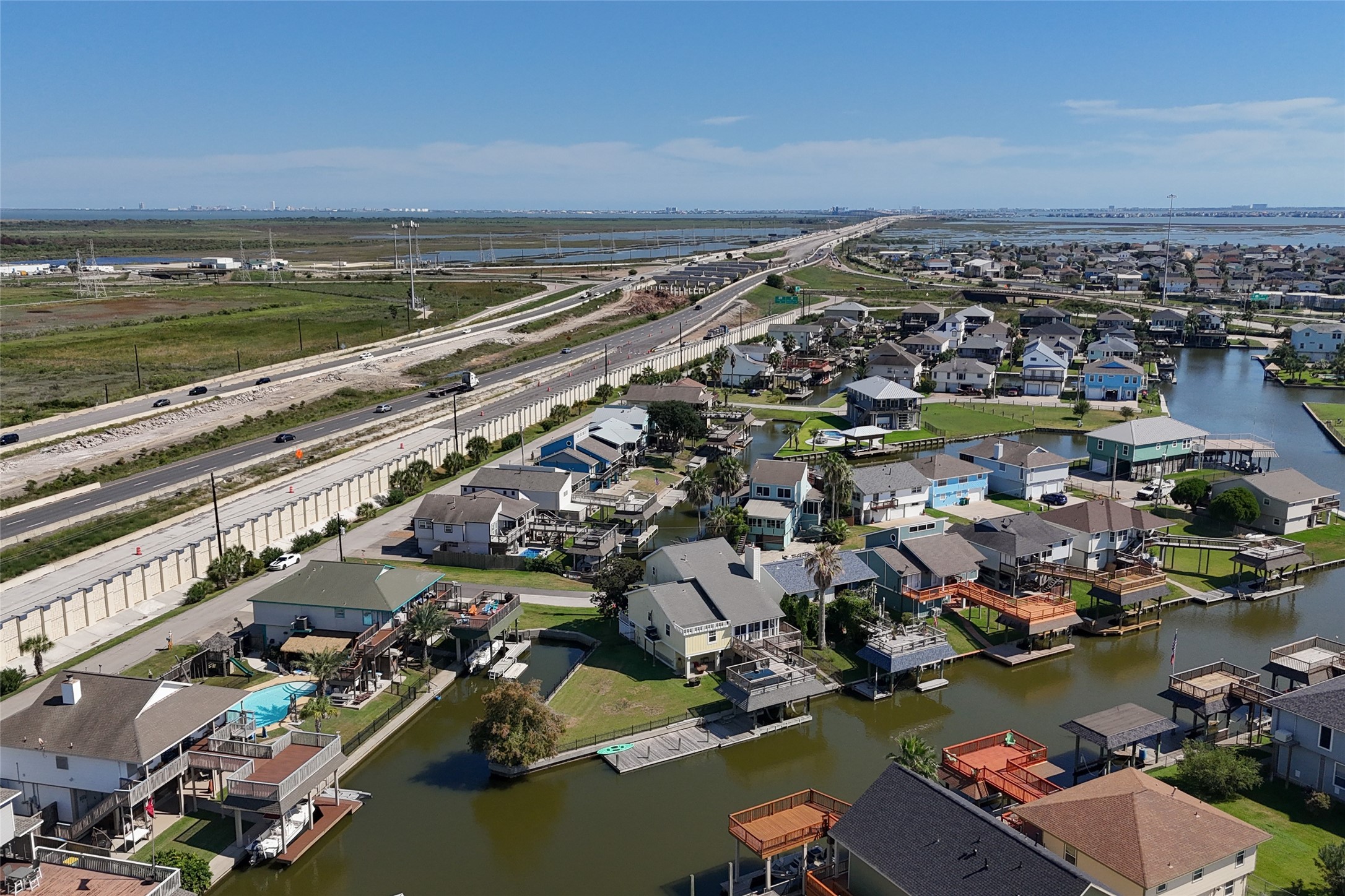 1 N Pelican Street, La Marque, TX 77568