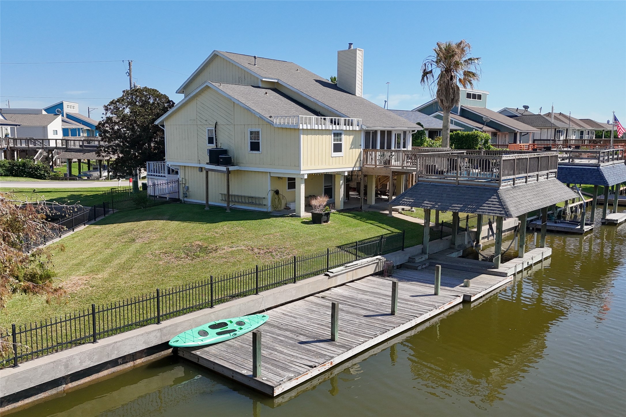 1 N Pelican Street, La Marque, TX 77568