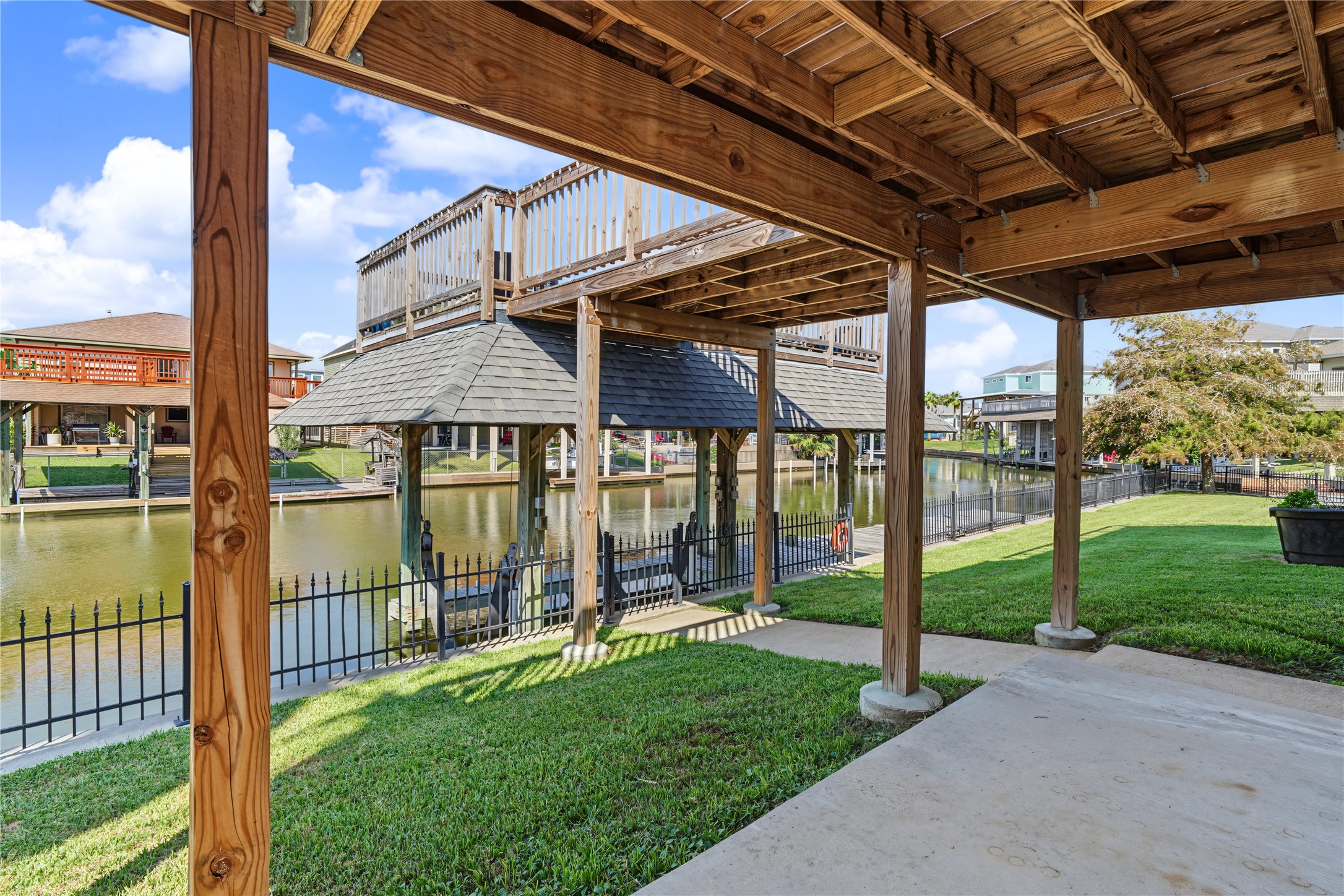 1 N Pelican Street, La Marque, TX 77568