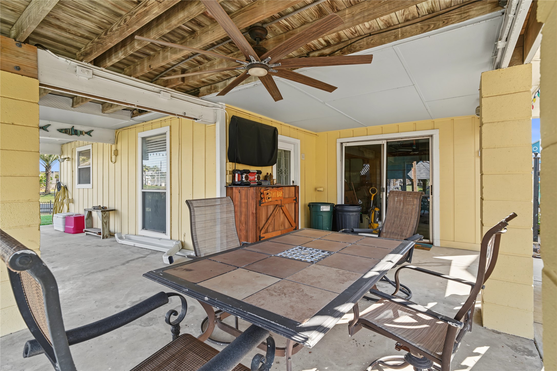 1 N Pelican Street, La Marque, TX 77568