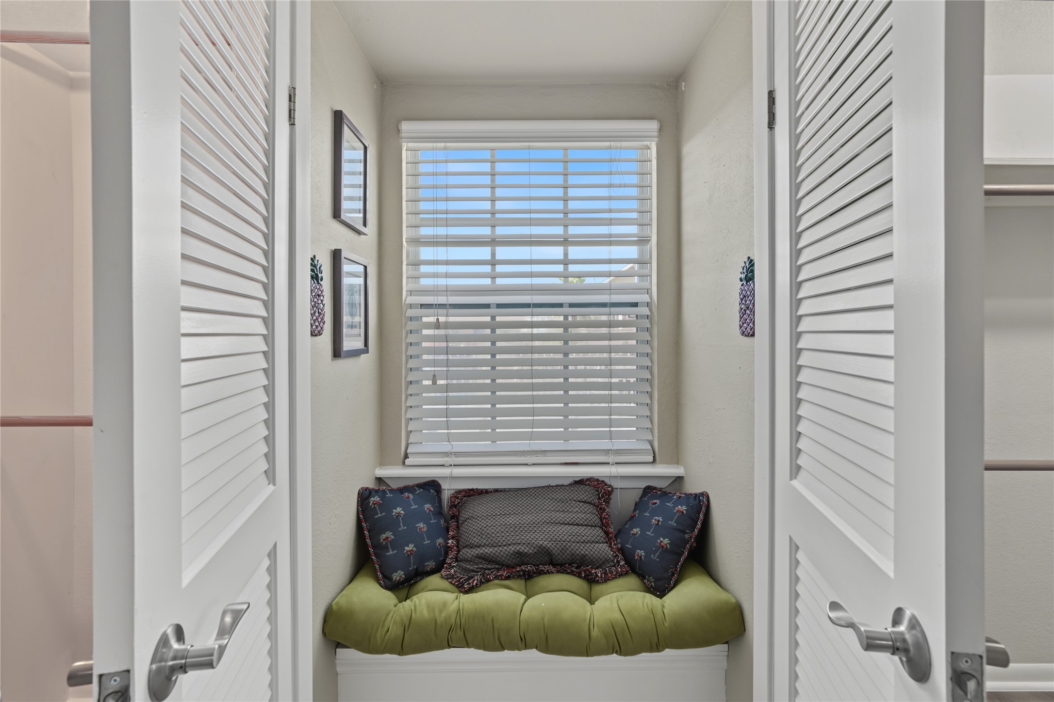 1 N Pelican Street, La Marque, TX 77568