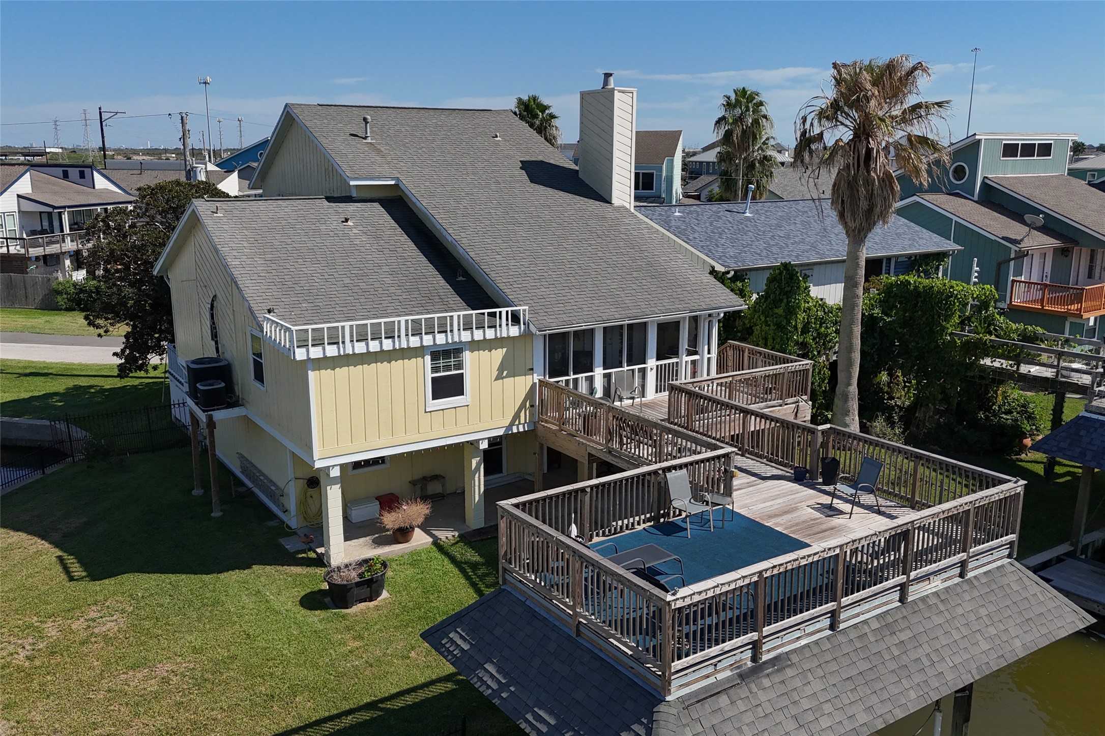 1 N Pelican Street, La Marque, TX 77568