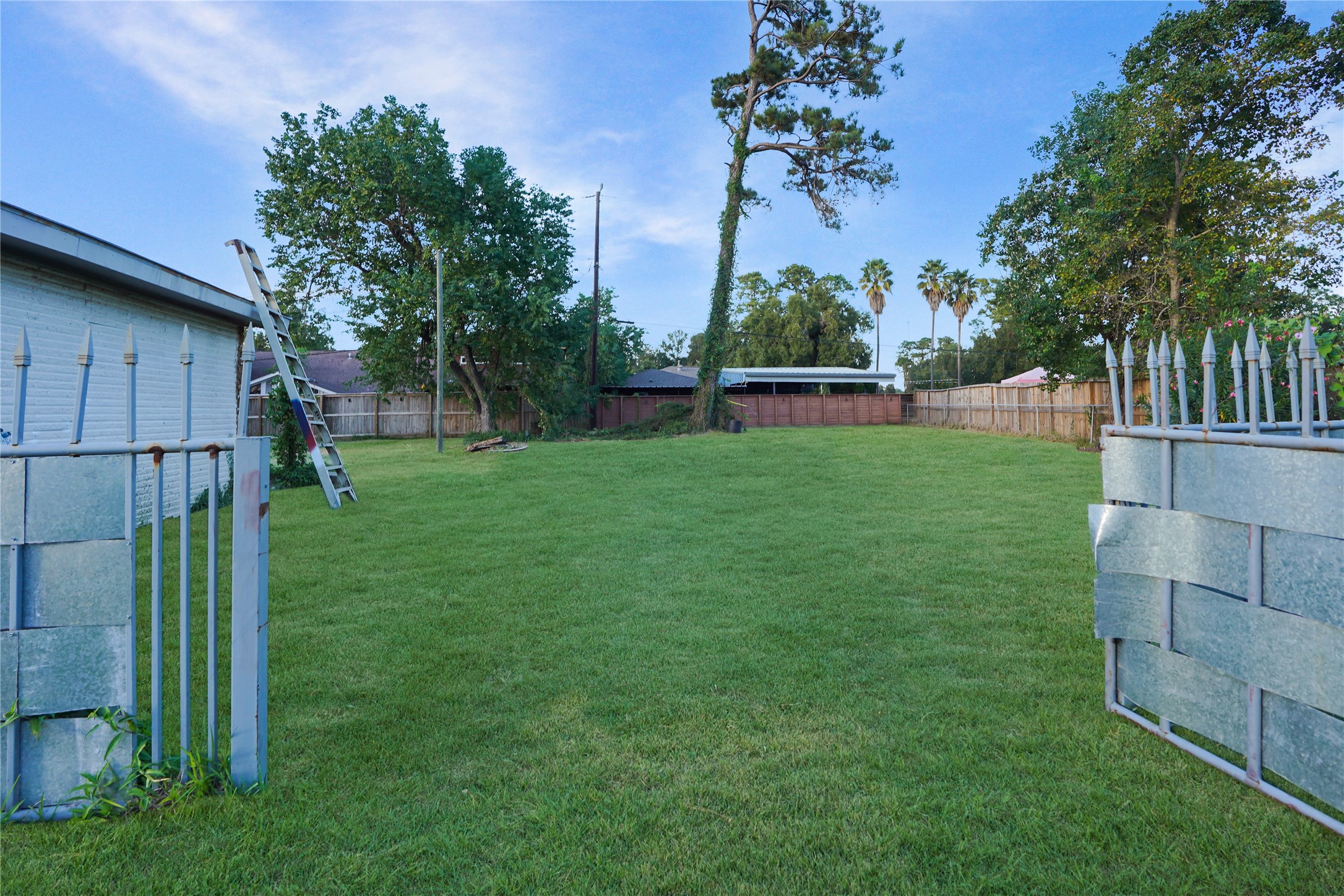 12719 Tammarack Drive, Houston, TX 77013