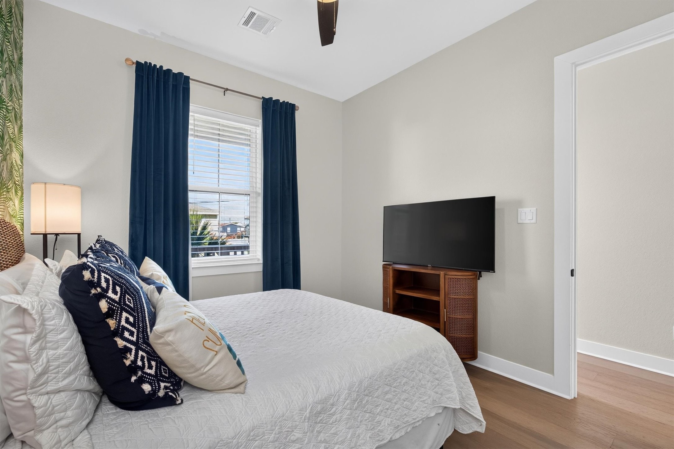 4207 Kent Drive, Galveston, TX 77554