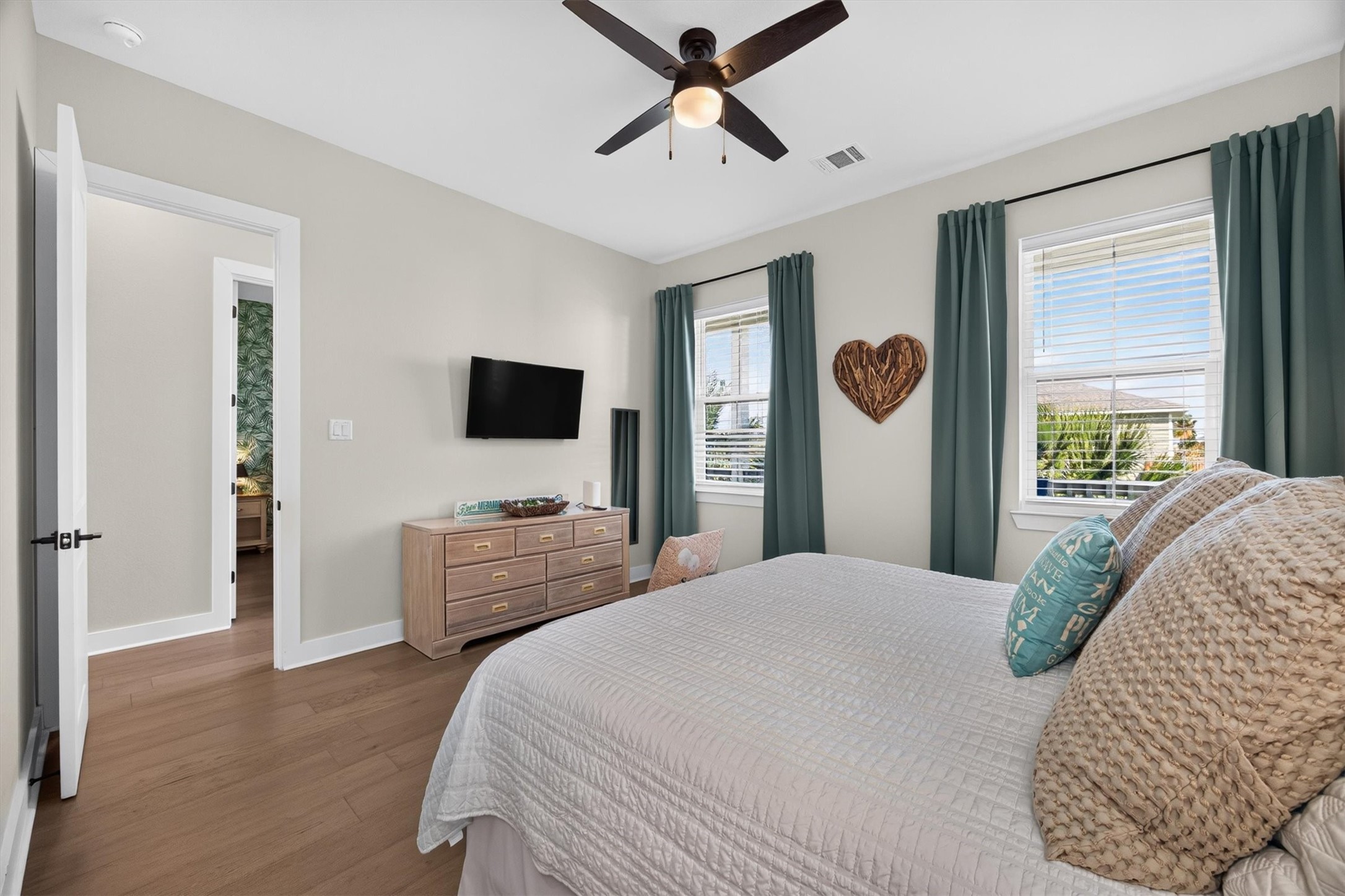 4207 Kent Drive, Galveston, TX 77554