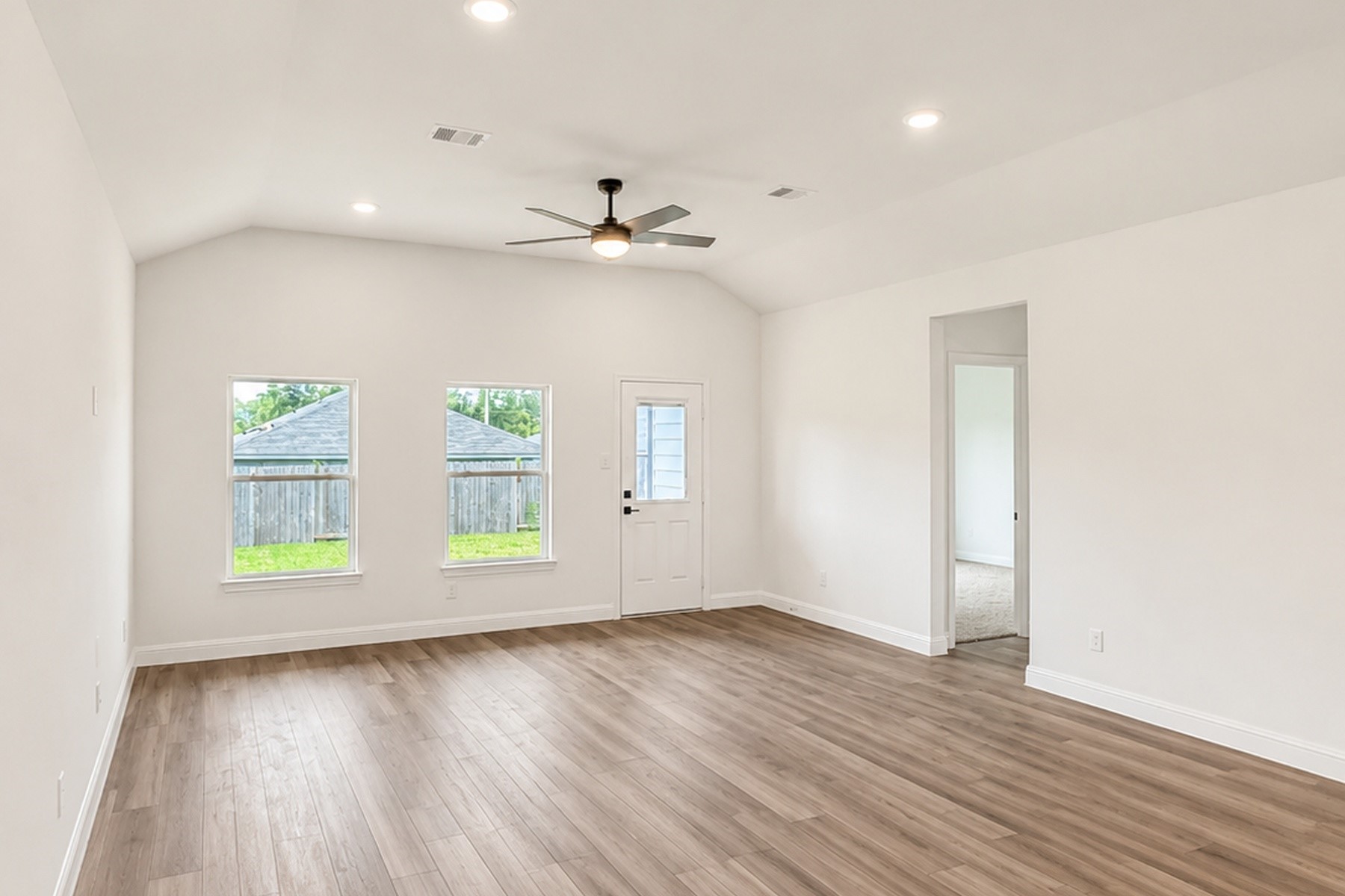 This home is currently under construction, with the opportunity to select your preferred exterior and interior finishes. Please contact our Sales Consultant for full details, available selections, and current availability. Photo shown is a sample of a recently completed home and is for reference only.