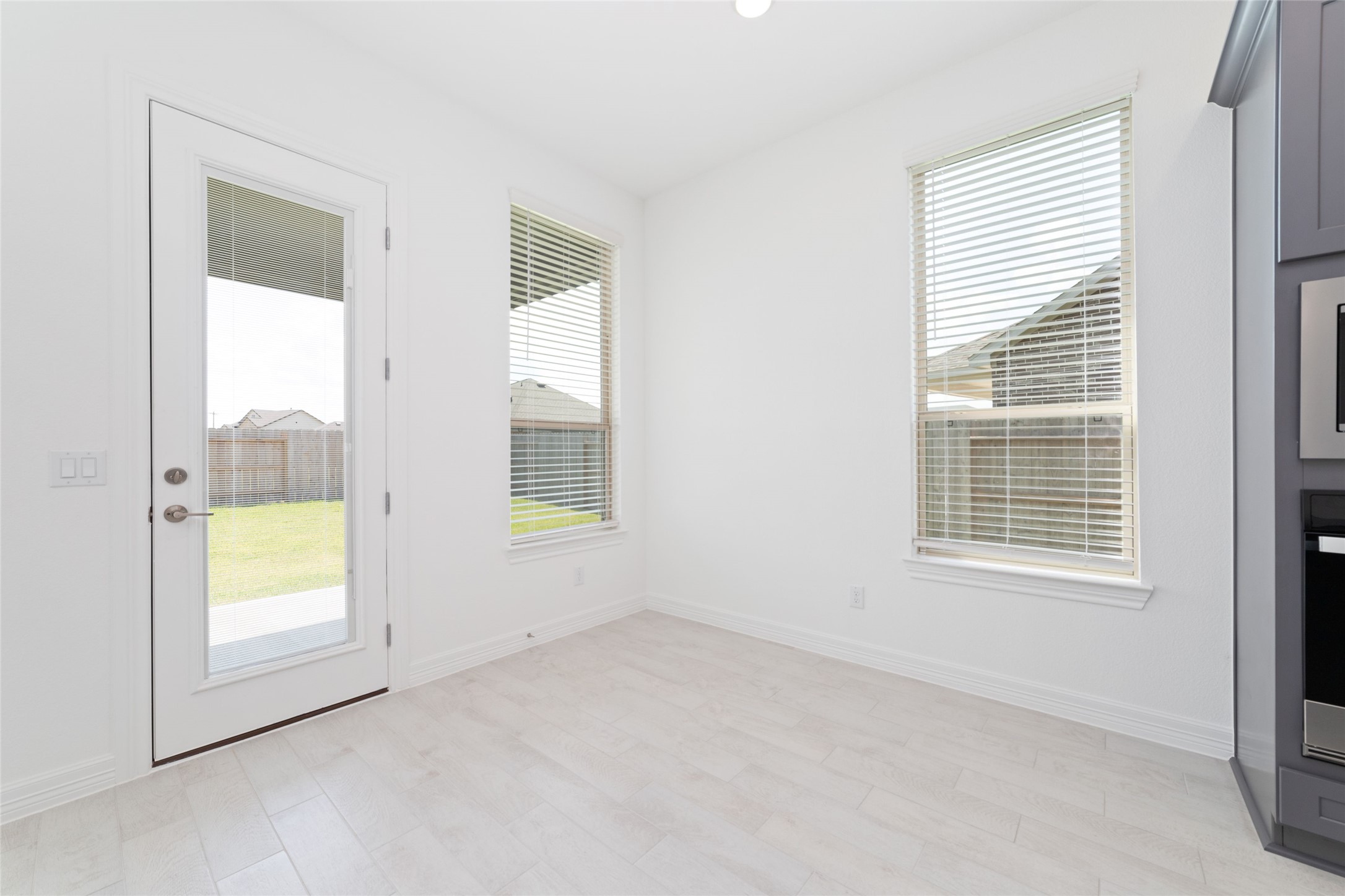 2925 Gleason Terrace Lane, Galveston, TX 77568