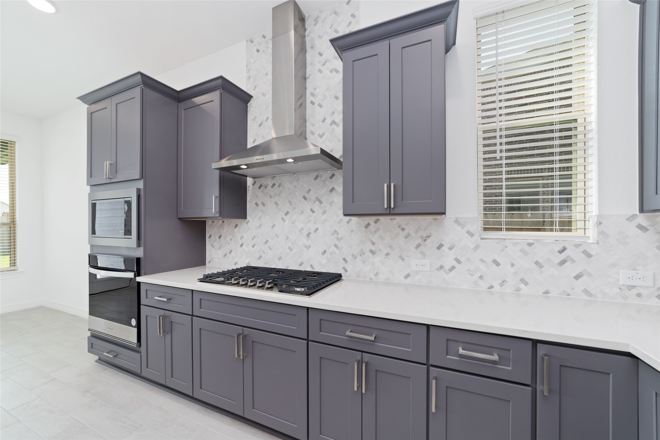 2925 Gleason Terrace Lane, Galveston, TX 77568