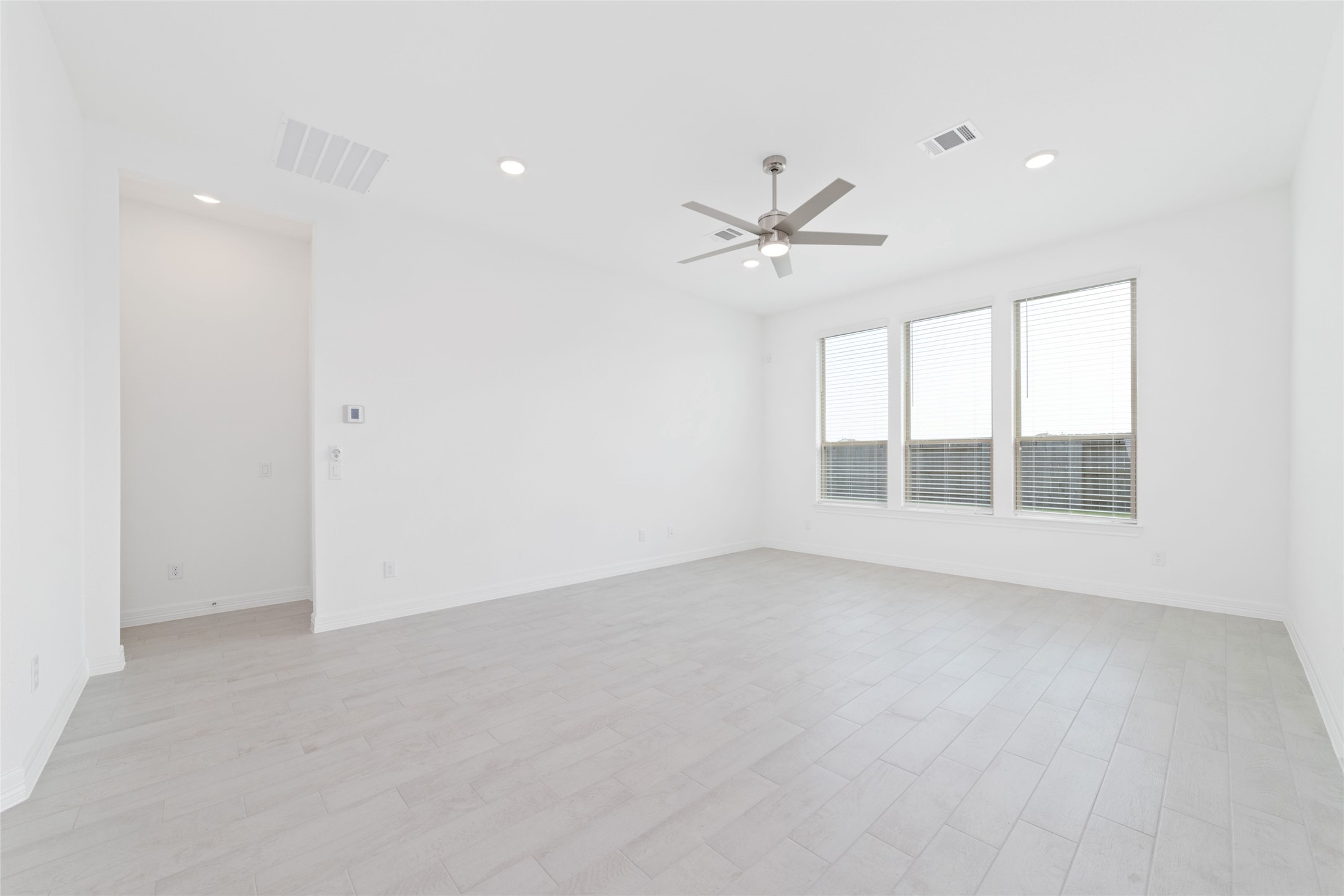 2925 Gleason Terrace Lane, Galveston, TX 77568