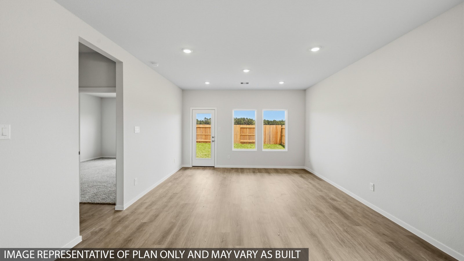 112 Rising Cedar Lane, Hockley, TX 77447