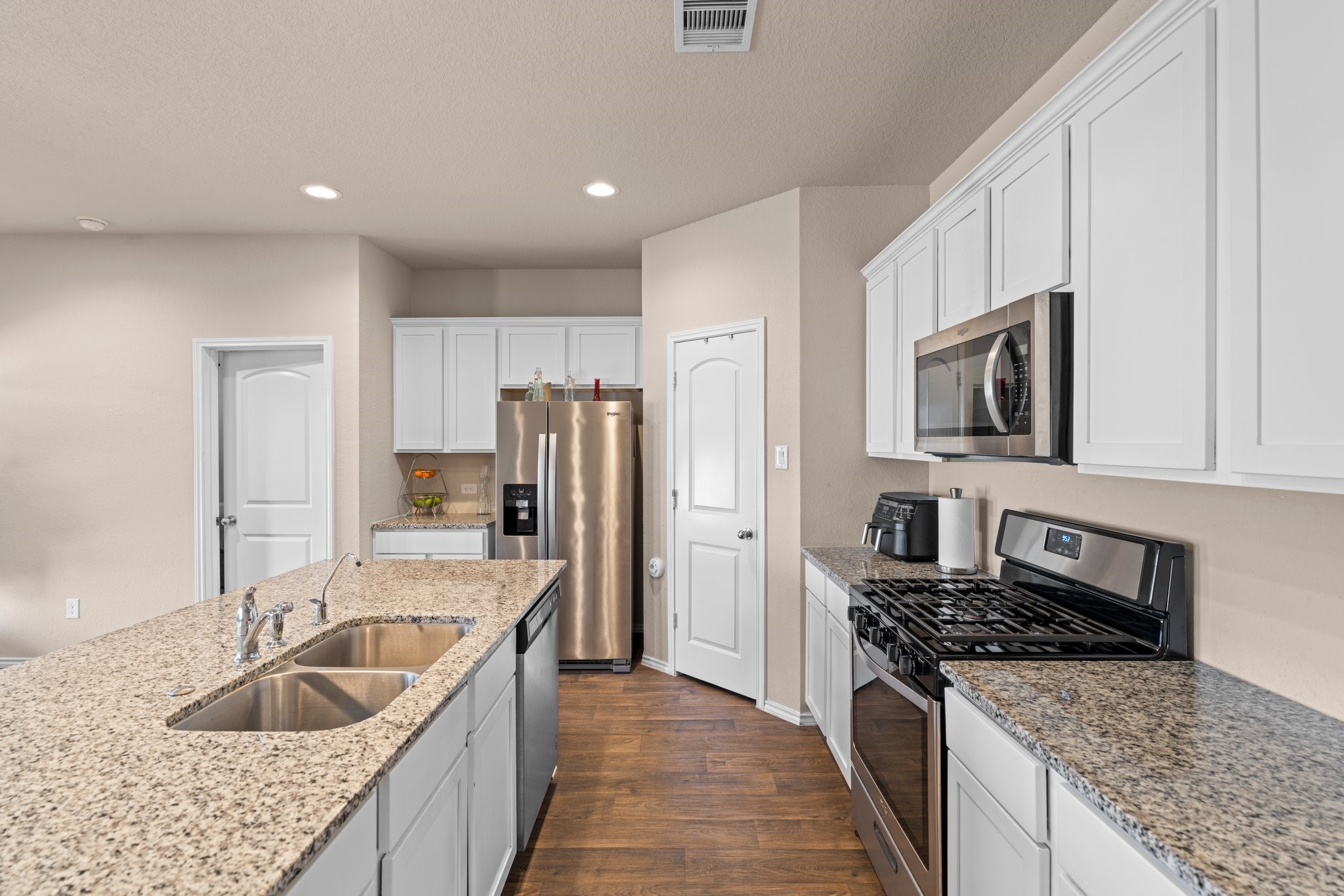 18315 Klamath Falls Lane, New Caney, TX 77357