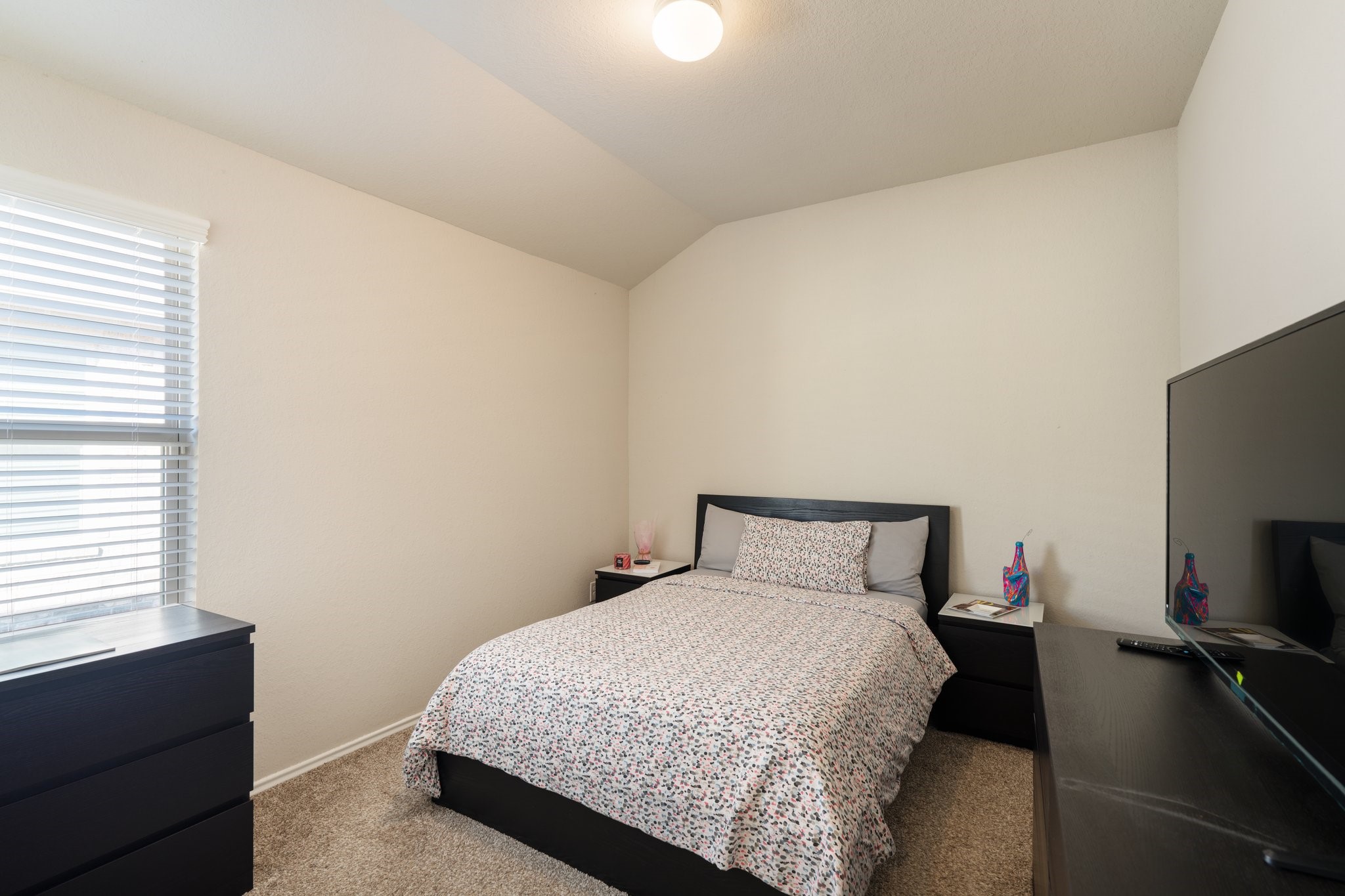 18315 Klamath Falls Lane, New Caney, TX 77357