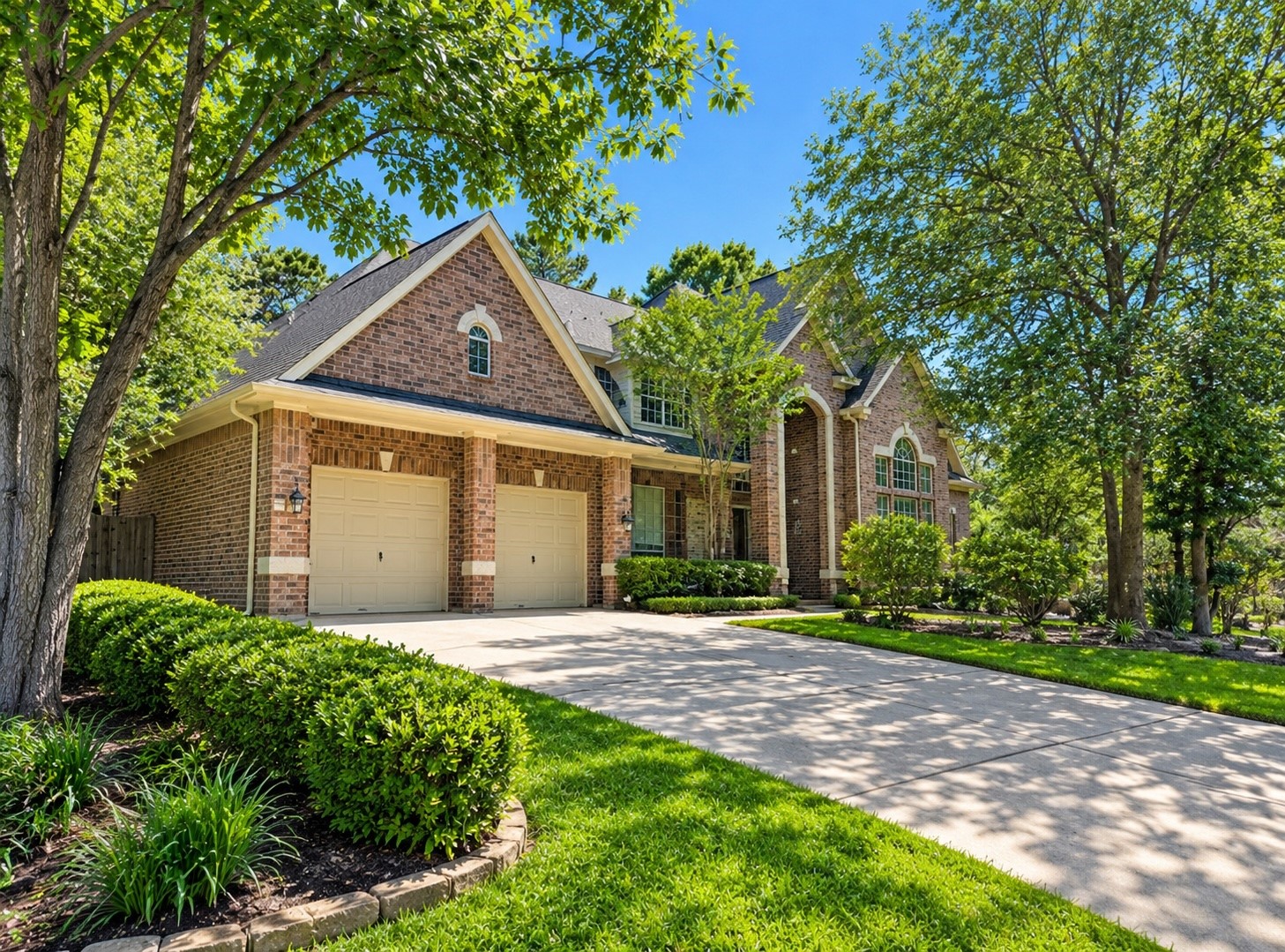 6 Meadow Rose Pl 2