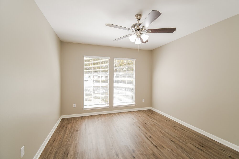 1920 Morning Tide Lane, League City, TX 77573