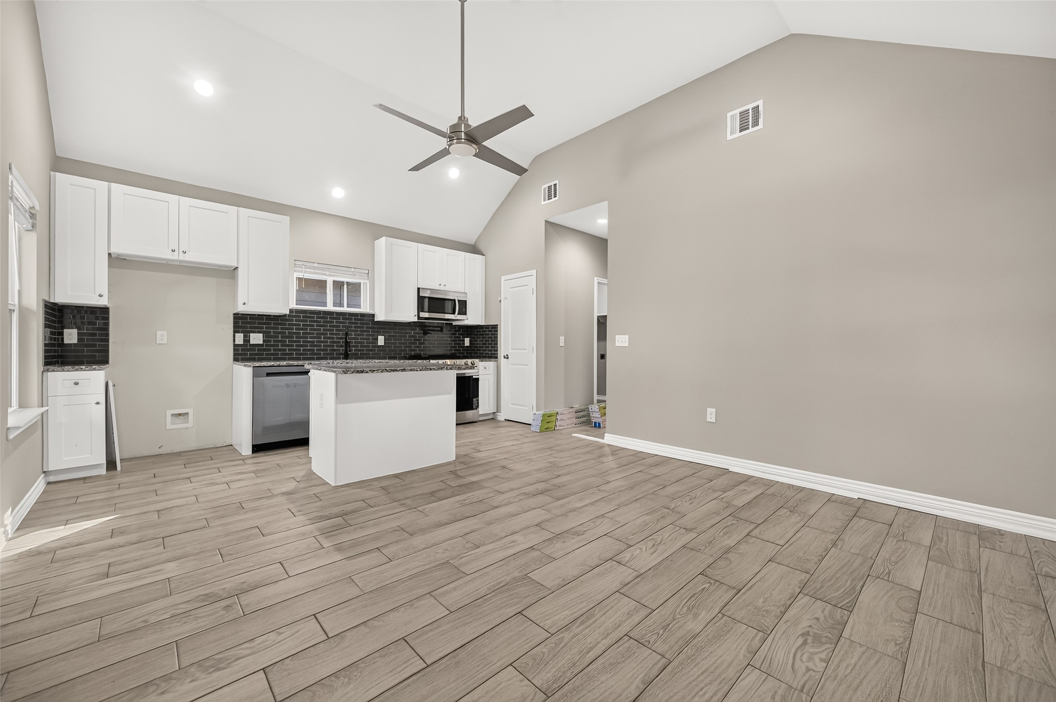 16853 Glenheath, Montgomery, TX 77316