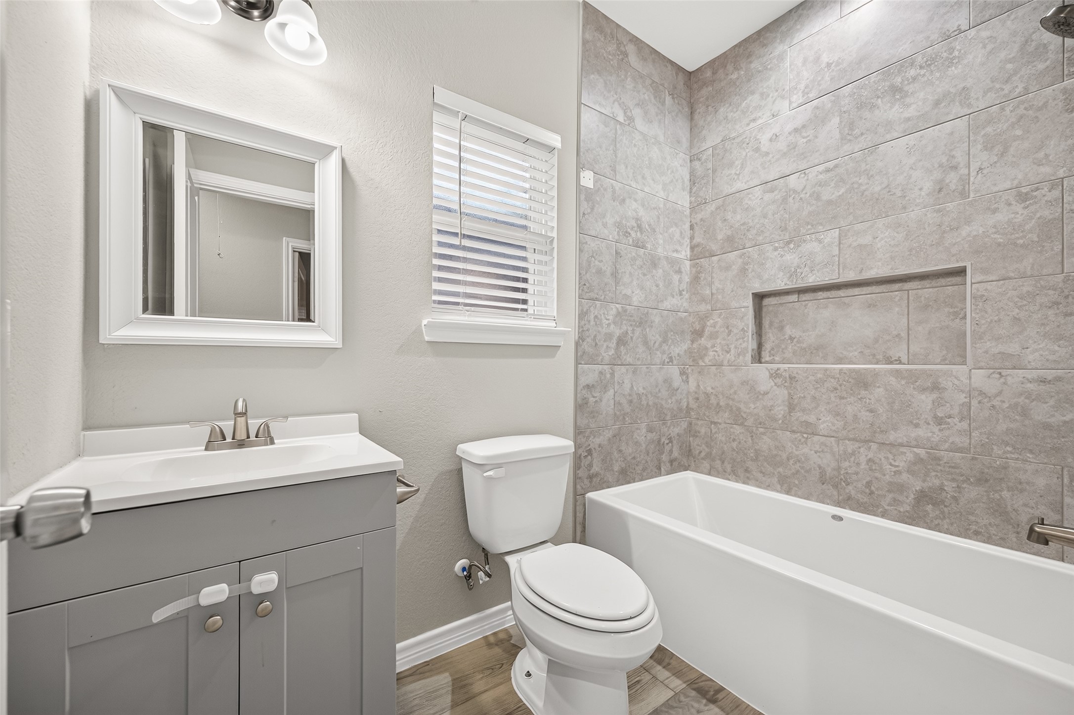 16853 Glenheath, Montgomery, TX 77316