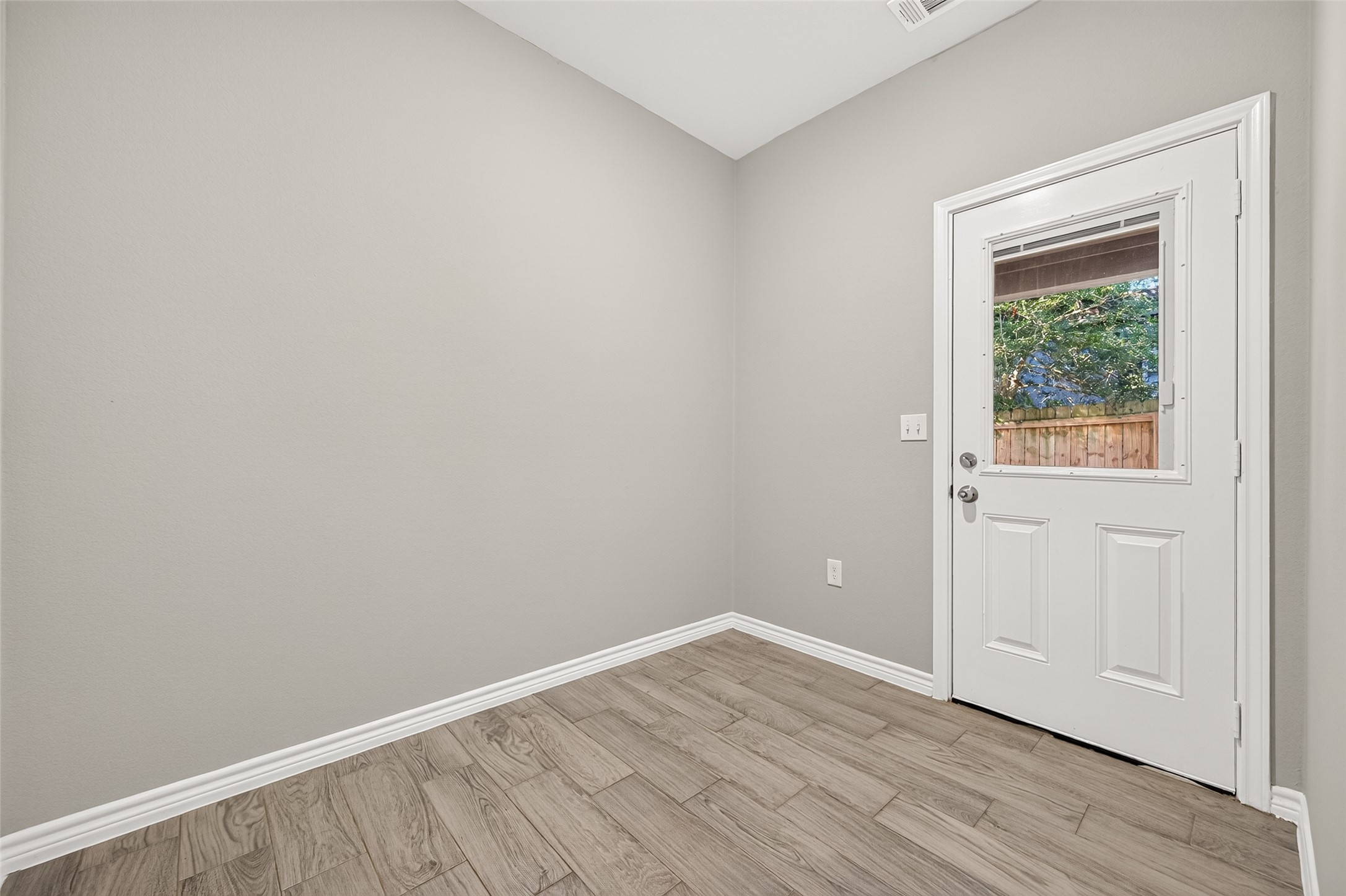 16853 Glenheath, Montgomery, TX 77316