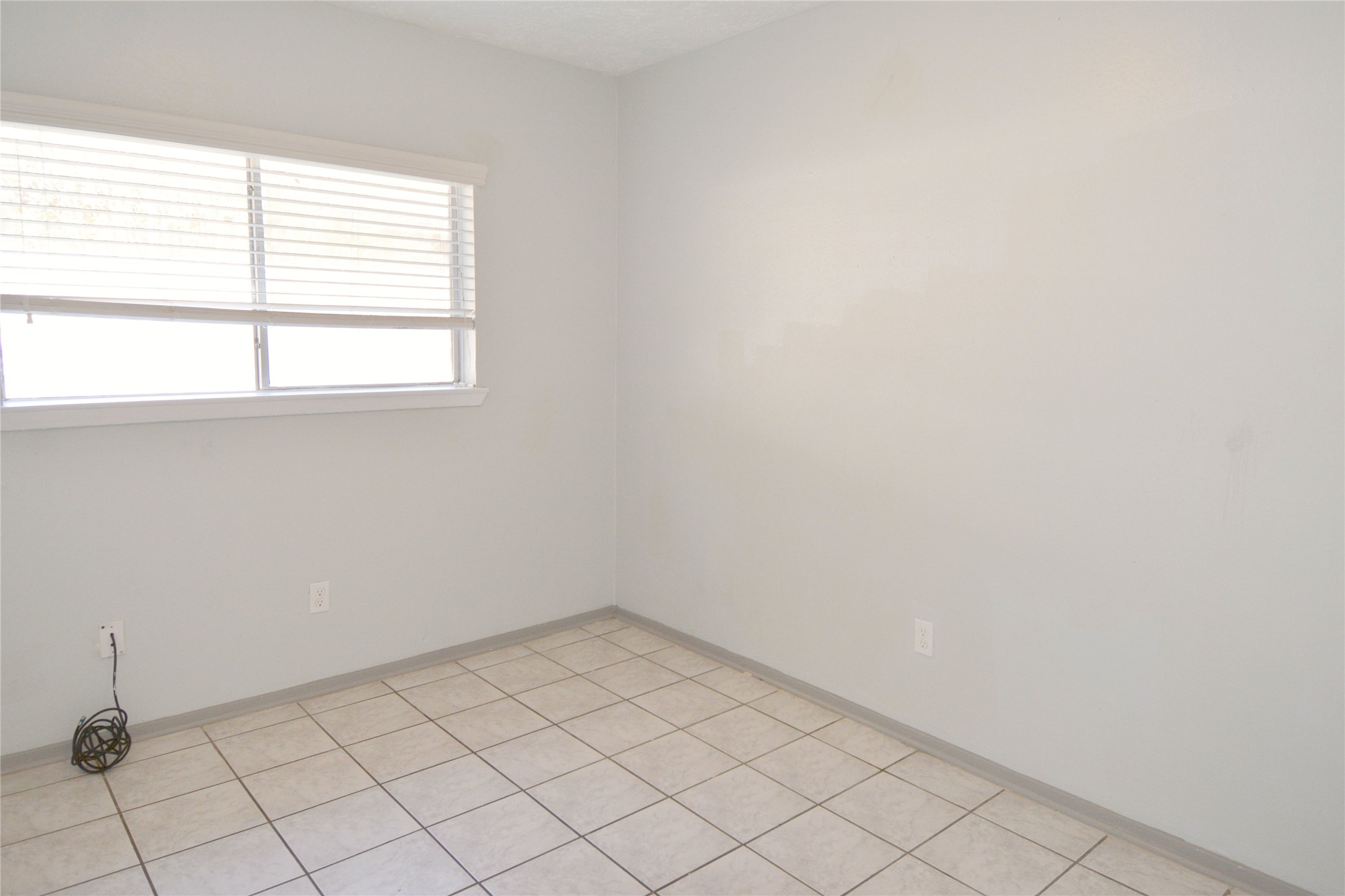 208 Leafwood Circle, League City, TX 77573