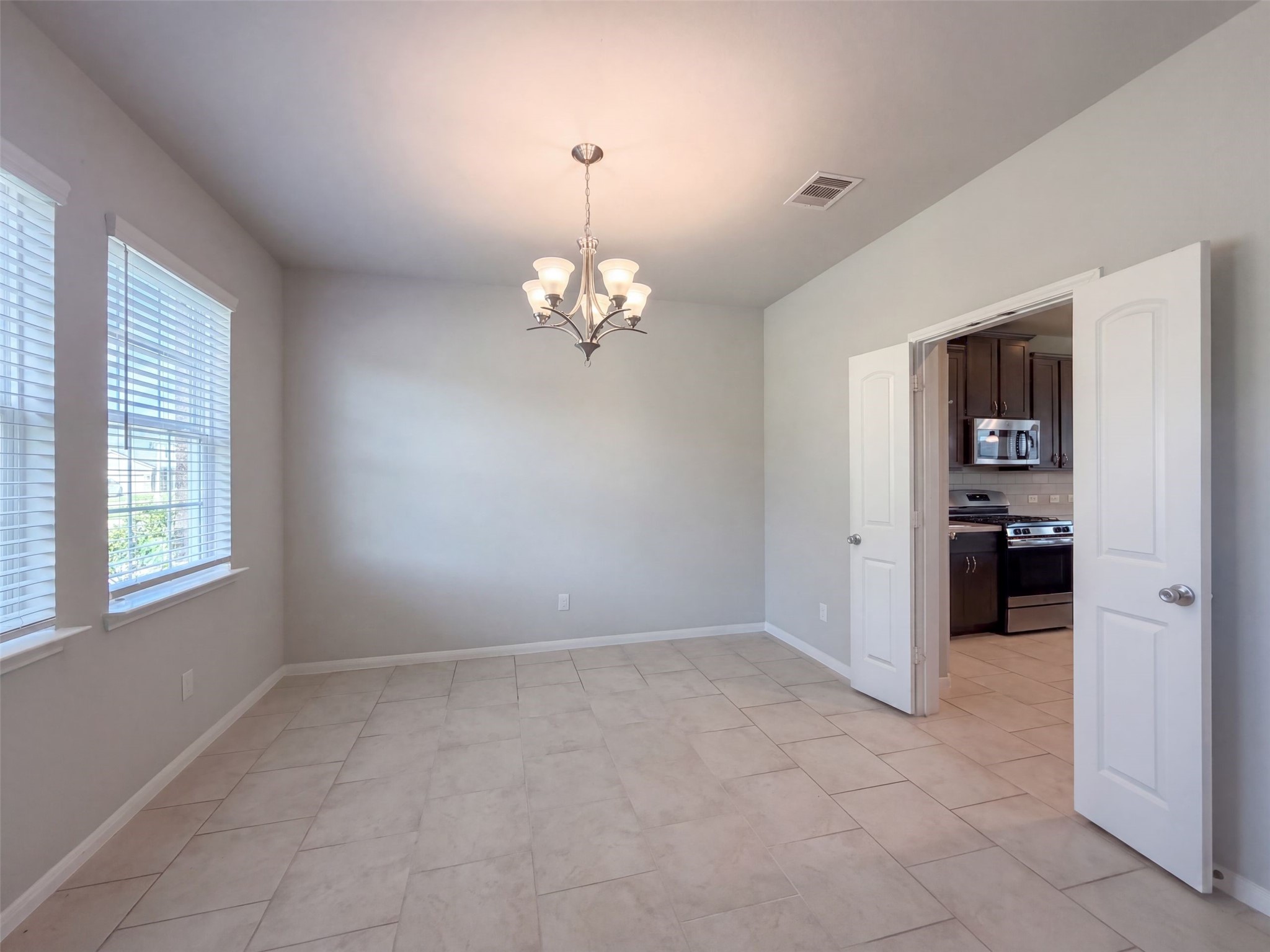 222 Ashley Way, Alvin, TX 77511 222 Ashley Way, Alvin, TX 77511